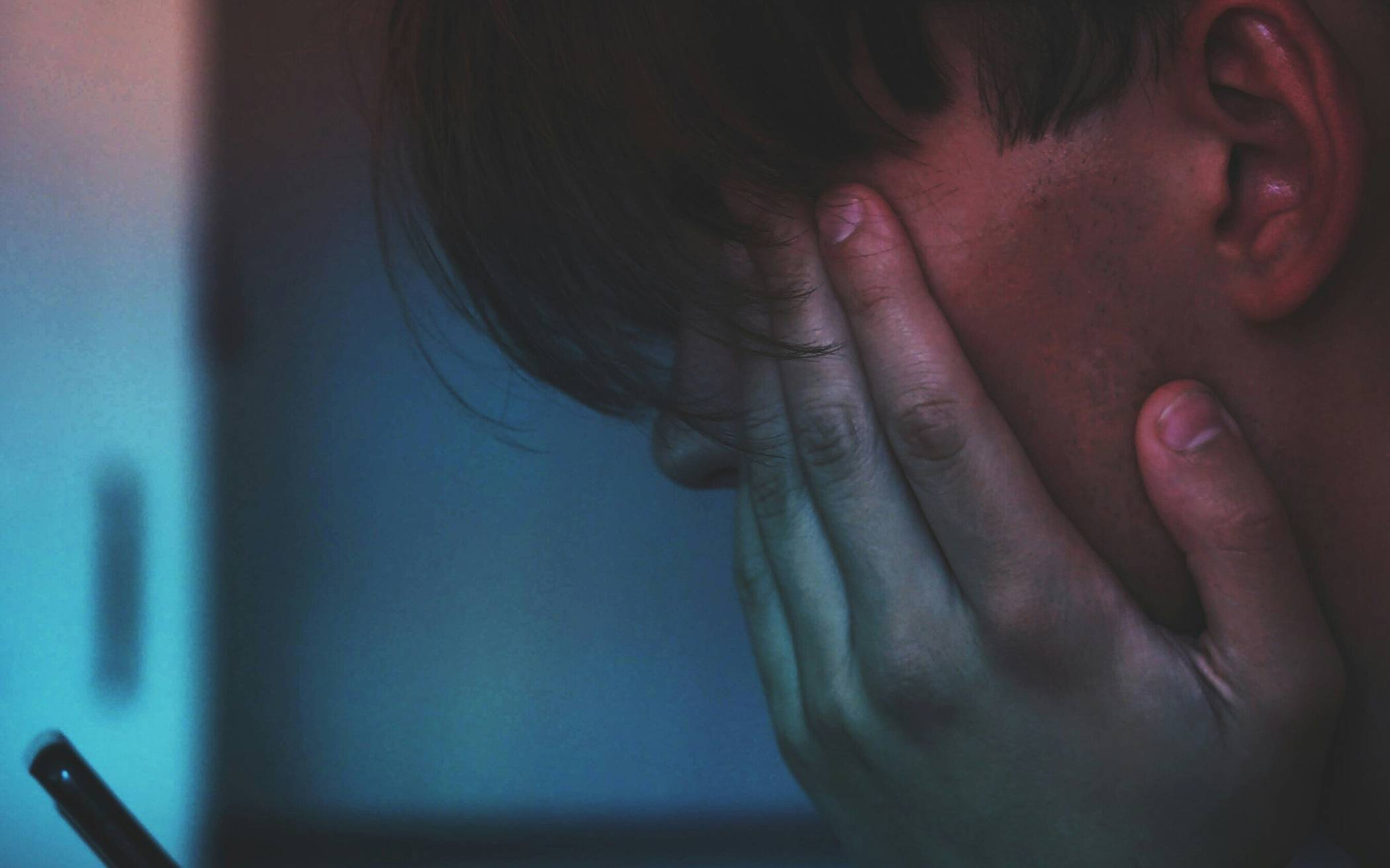  Auch Computer und Smartphone können süchtig machen. In der Suchtberatungsstelle auf der Mittelstraße 12 in Rheydt erhalten Ratsuchende Unterstützung. 