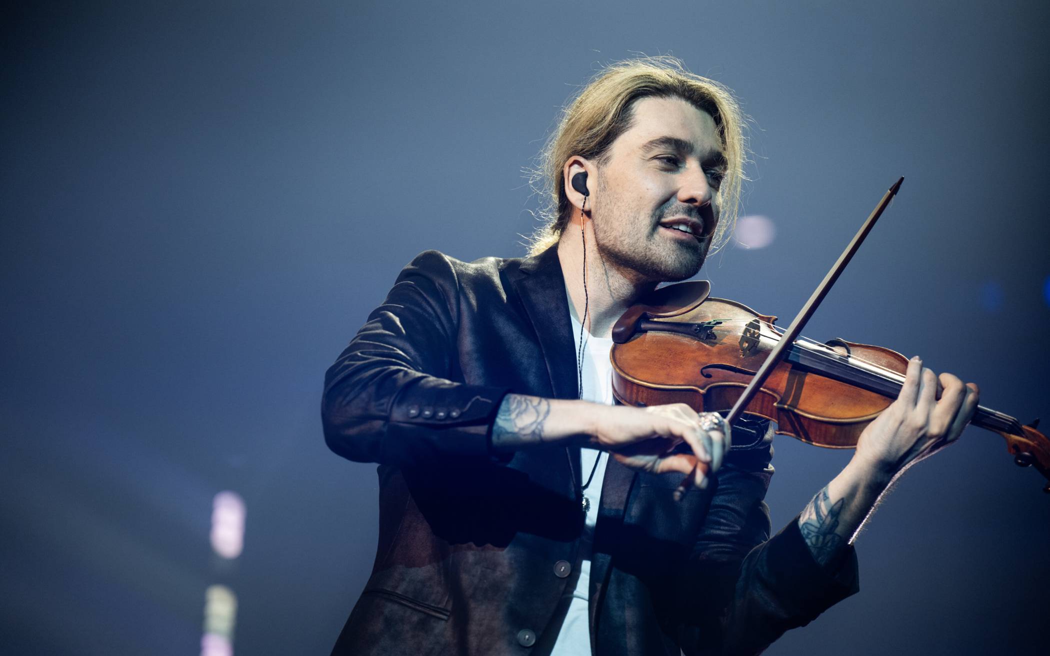 Im Rahmen seiner Millennium Symphony Tour