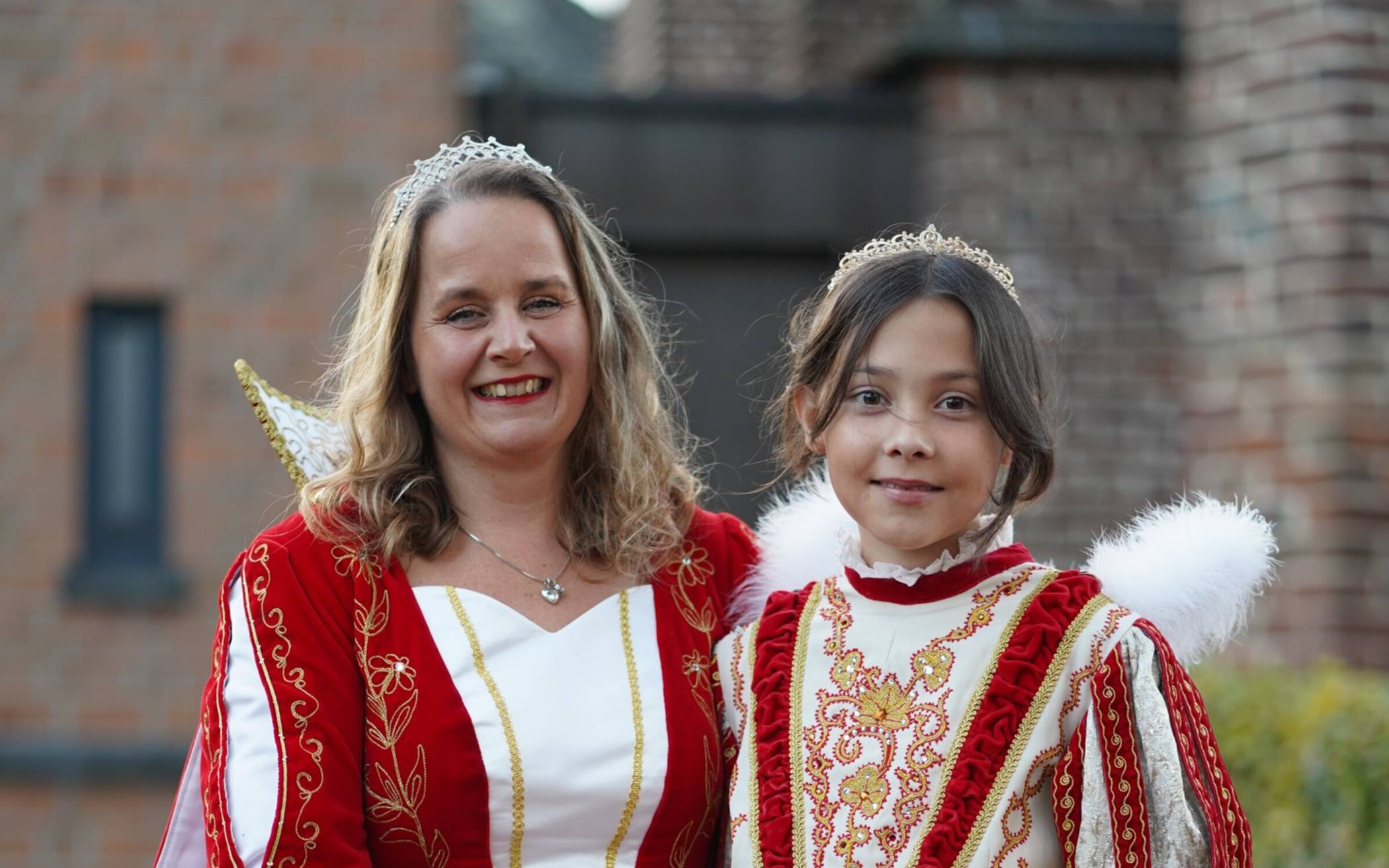 1.KG Rot-Weiß Borth feiert festliche Prinzessinnen-Proklamation