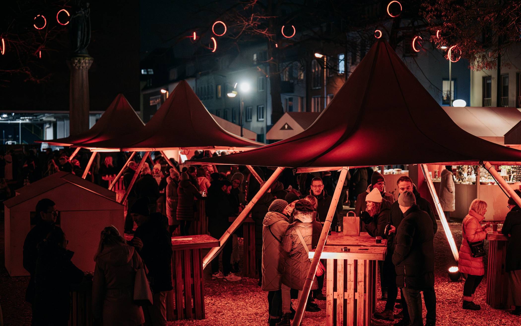 Glück unterm Lichterhimmel