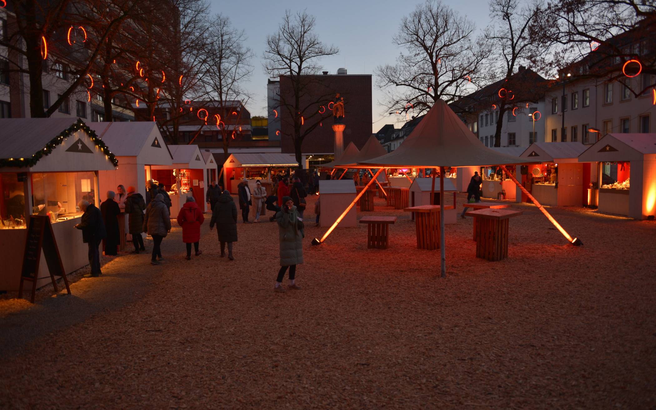 Der Krefelder Weihnachtsmarkt ist eröffnet
