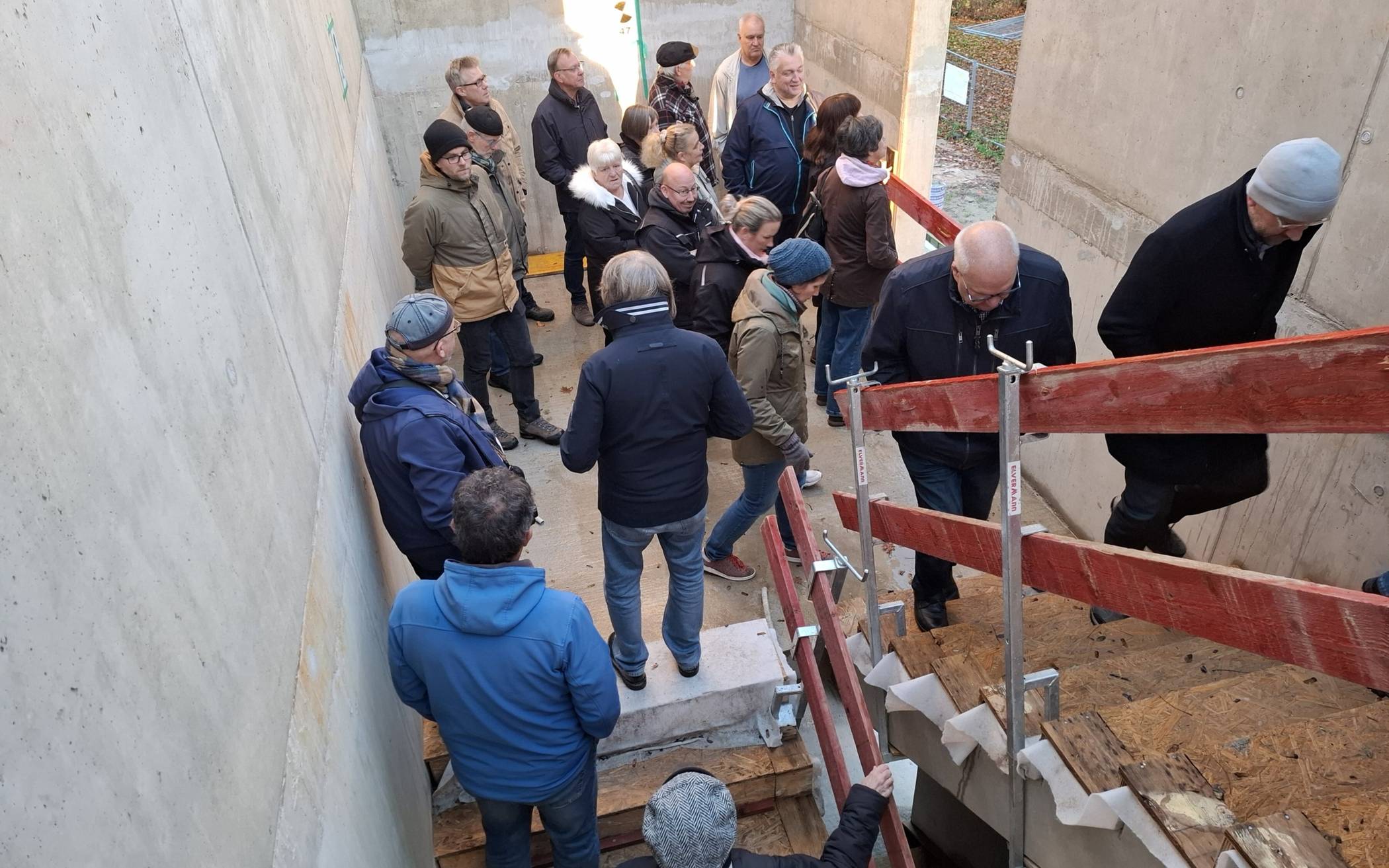 Erste Eindrücke vom neuen Grefrather Rathaus