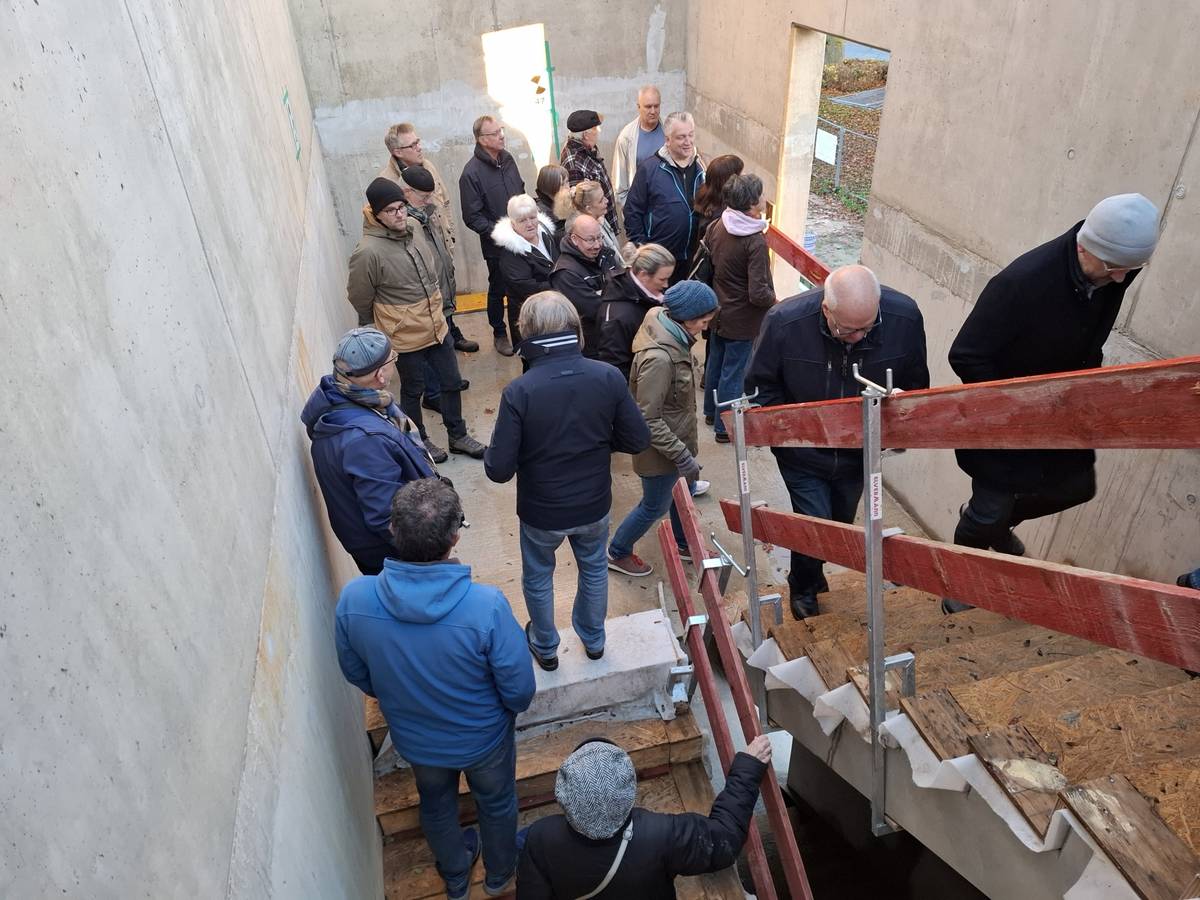 Erste Eindrücke vom neuen Grefrather Rathaus