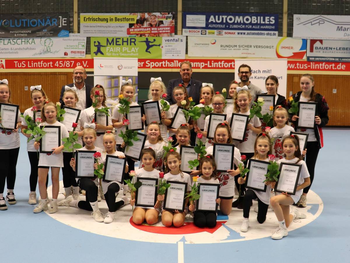 Junge Sportlerinnen und Sportler aus Kamp-Lintfort geehrt
