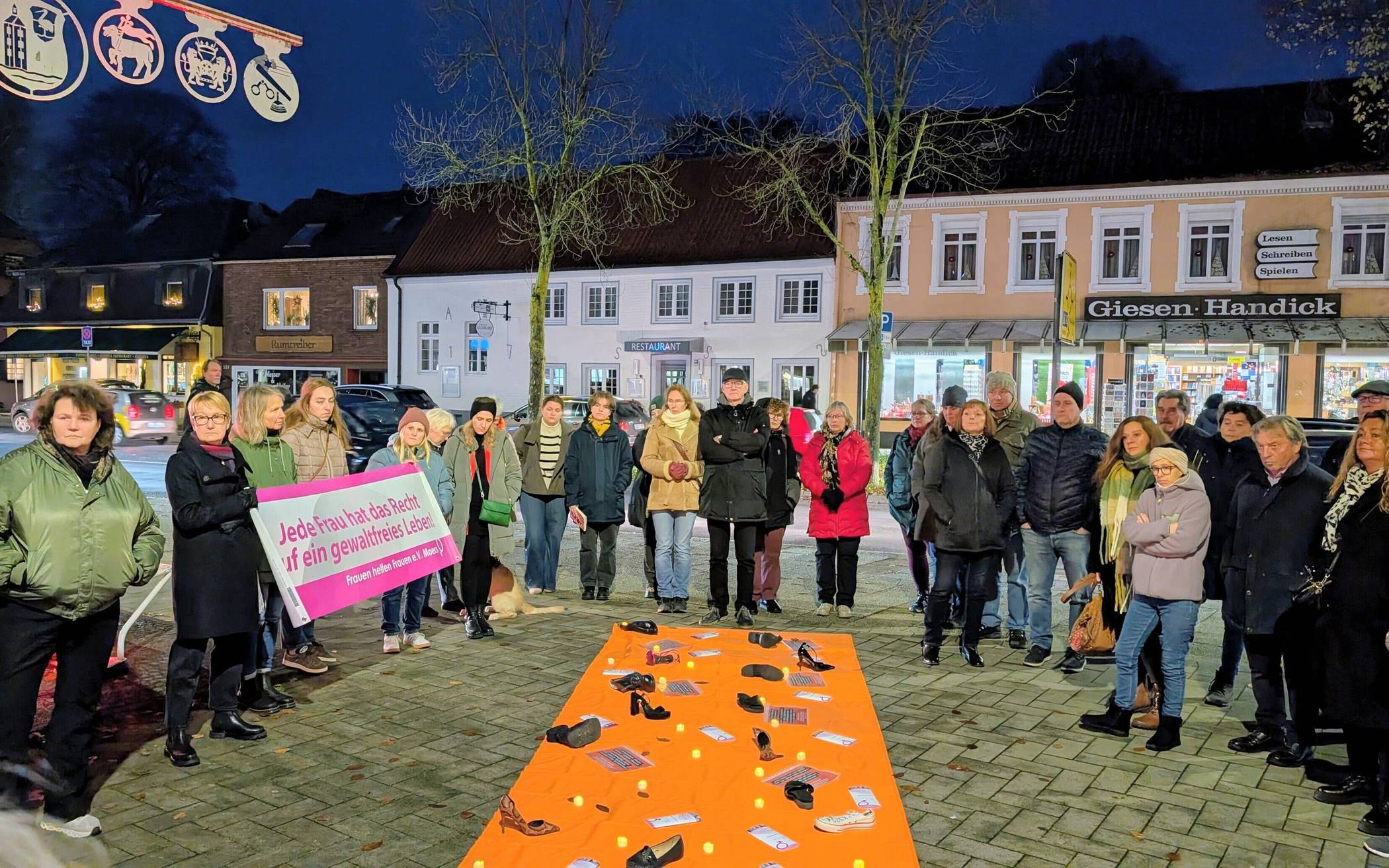 Rund 80 Teilnehmende aus allen demokratischen