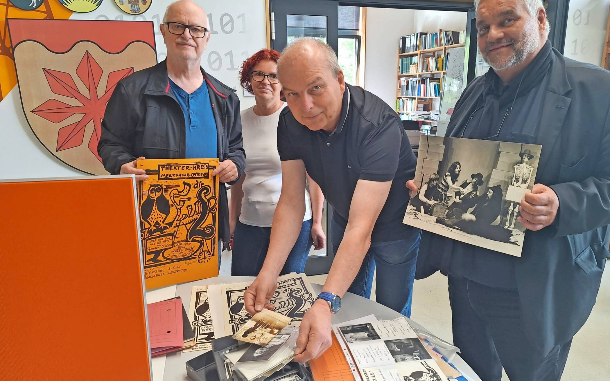 Stadtarchiv sichert Theater-Schätze
