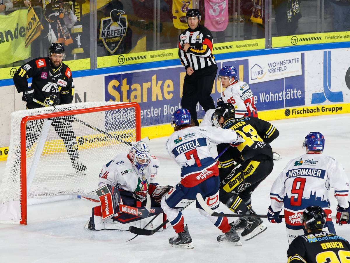 Pinguine drehen Rückstand und bleiben Tabellenführer