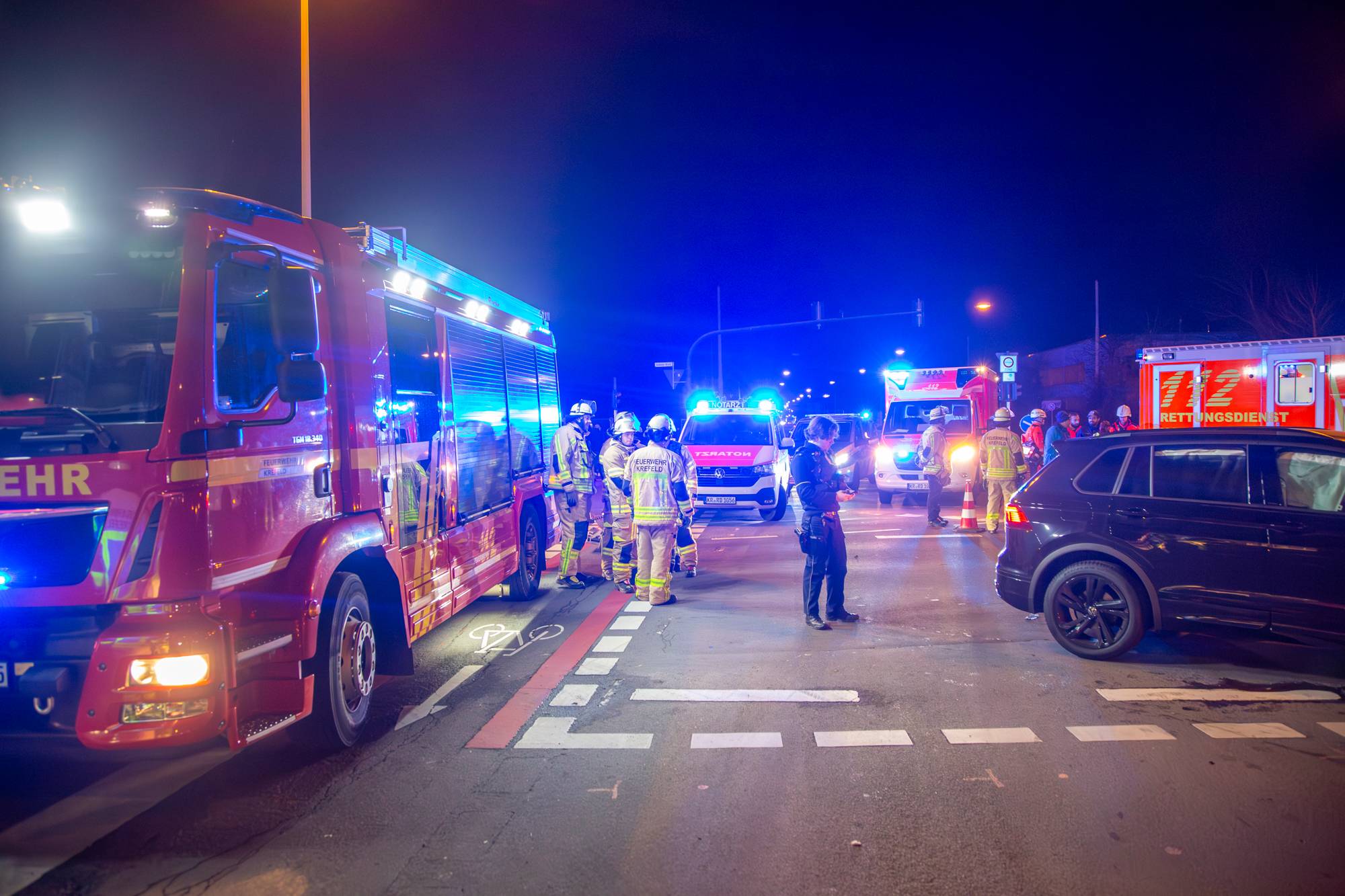  Mittwochabend kurz nach 19 Uhr: Einsatz an der Kreuzung Dießemer Bruch/ Neue Ritterstraße.   