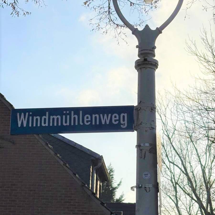 QR-Codes erklären Straßennamen