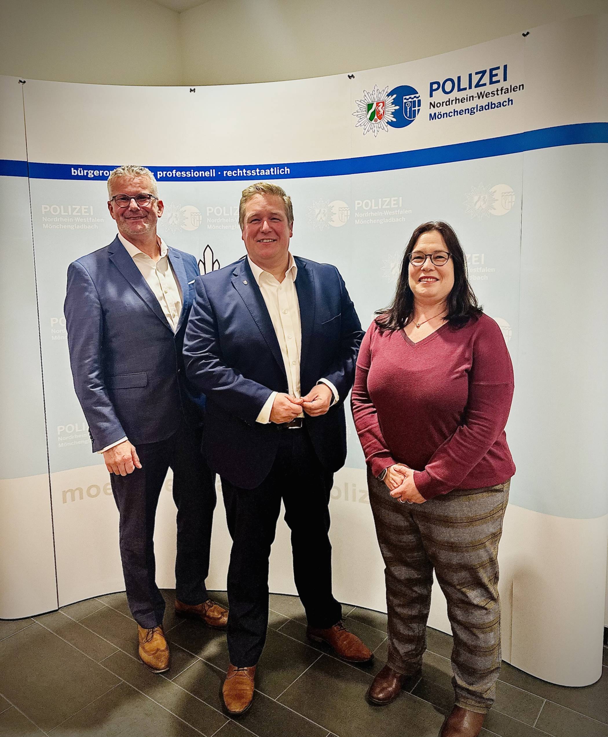  Der Polizeibeirat mit (v.l.) dem kommissarischen Behördenleiter Guido Henn, Martin Heinen (CDU und Sandra Wyen (SPD).  