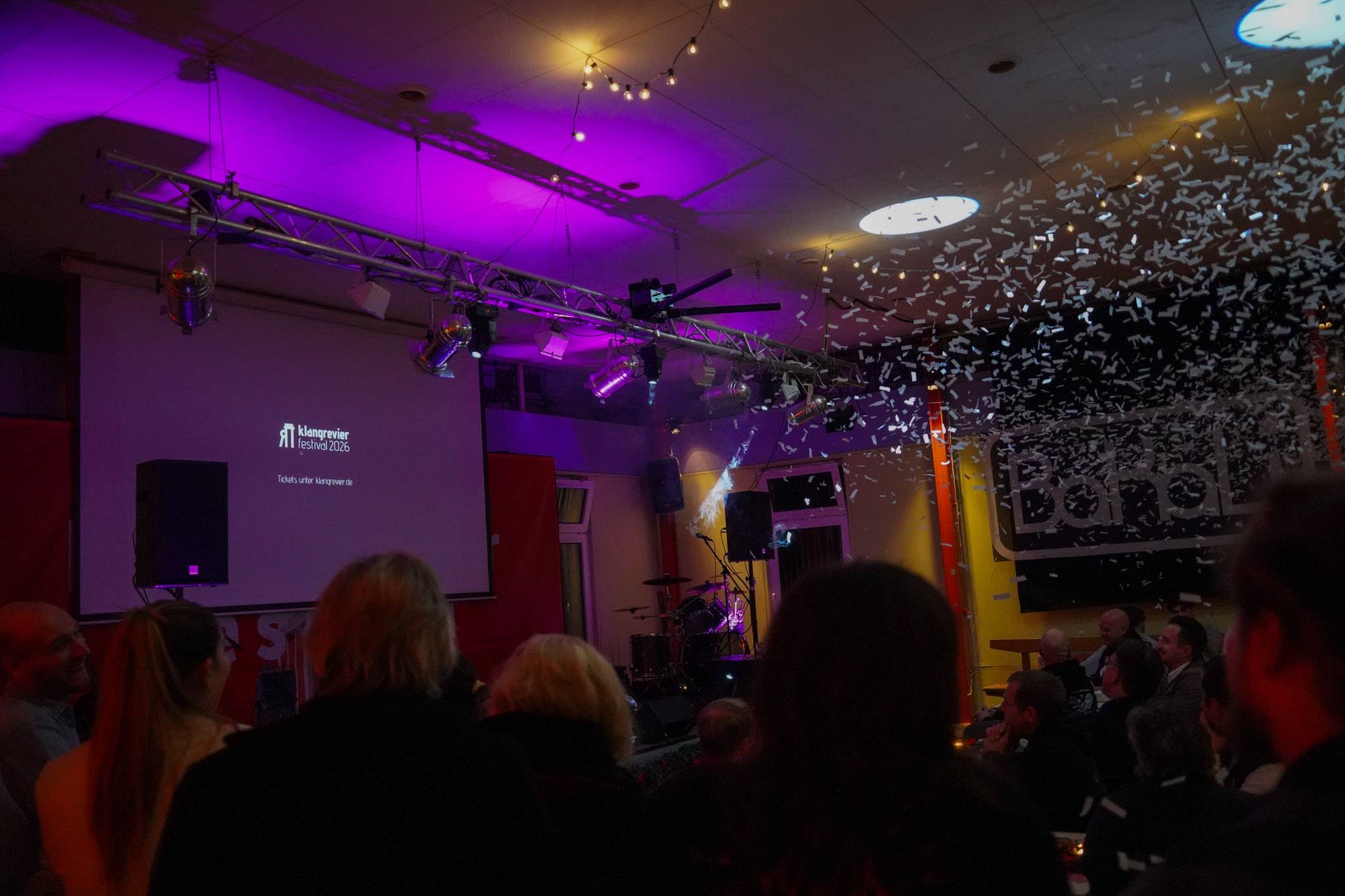  Der junge Kulturverein KlangRevier Kamp-Lintfort stellte seine Vision bei einem öffentlichen Abend vor – gefördert durch das Landesprogramm „2.000 x 1.000 Euro für das Engagement“. 