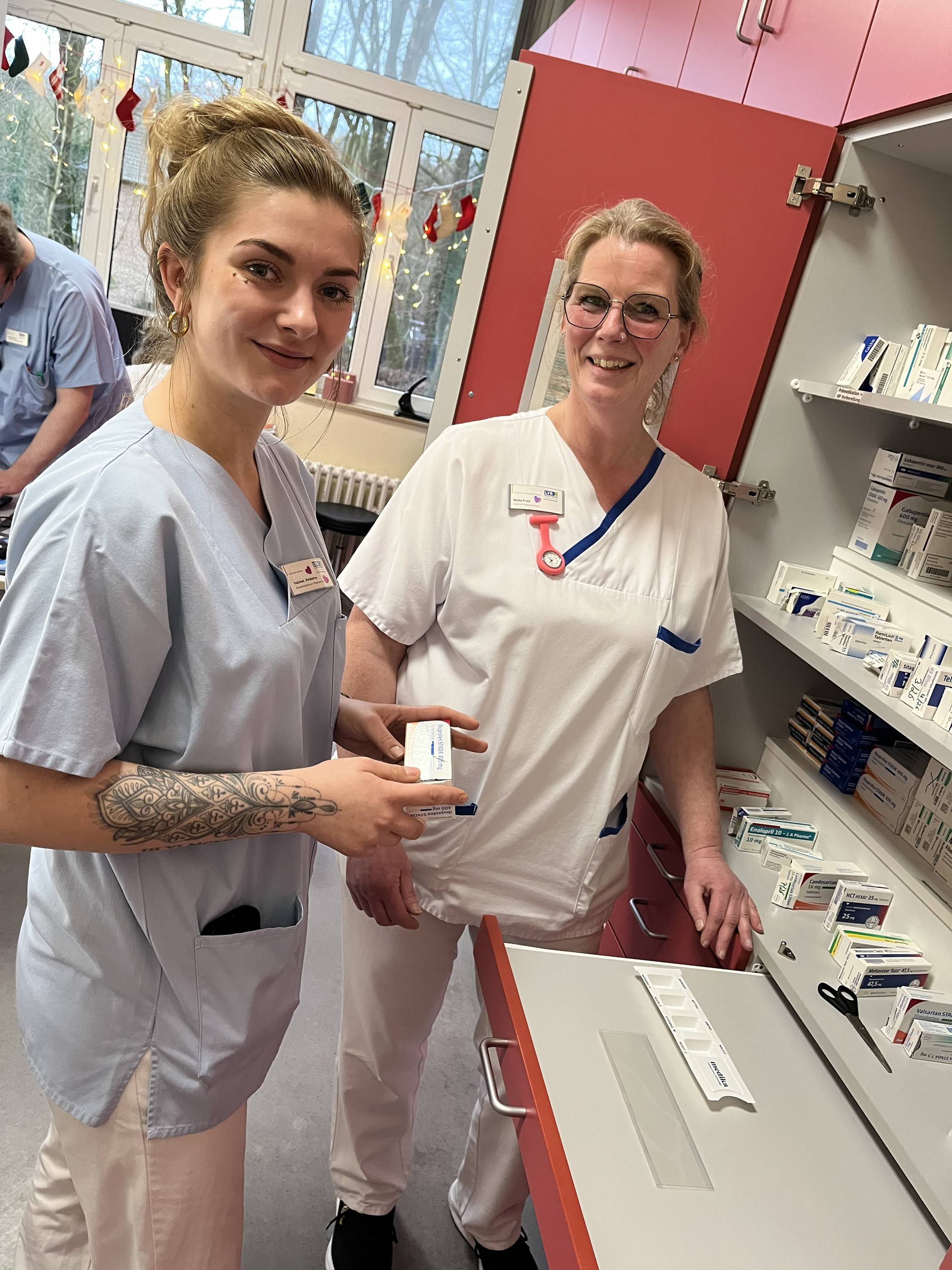  Viele Aufgaben haben die angehenden Pflegefachfrauen und –männer übernommen. 