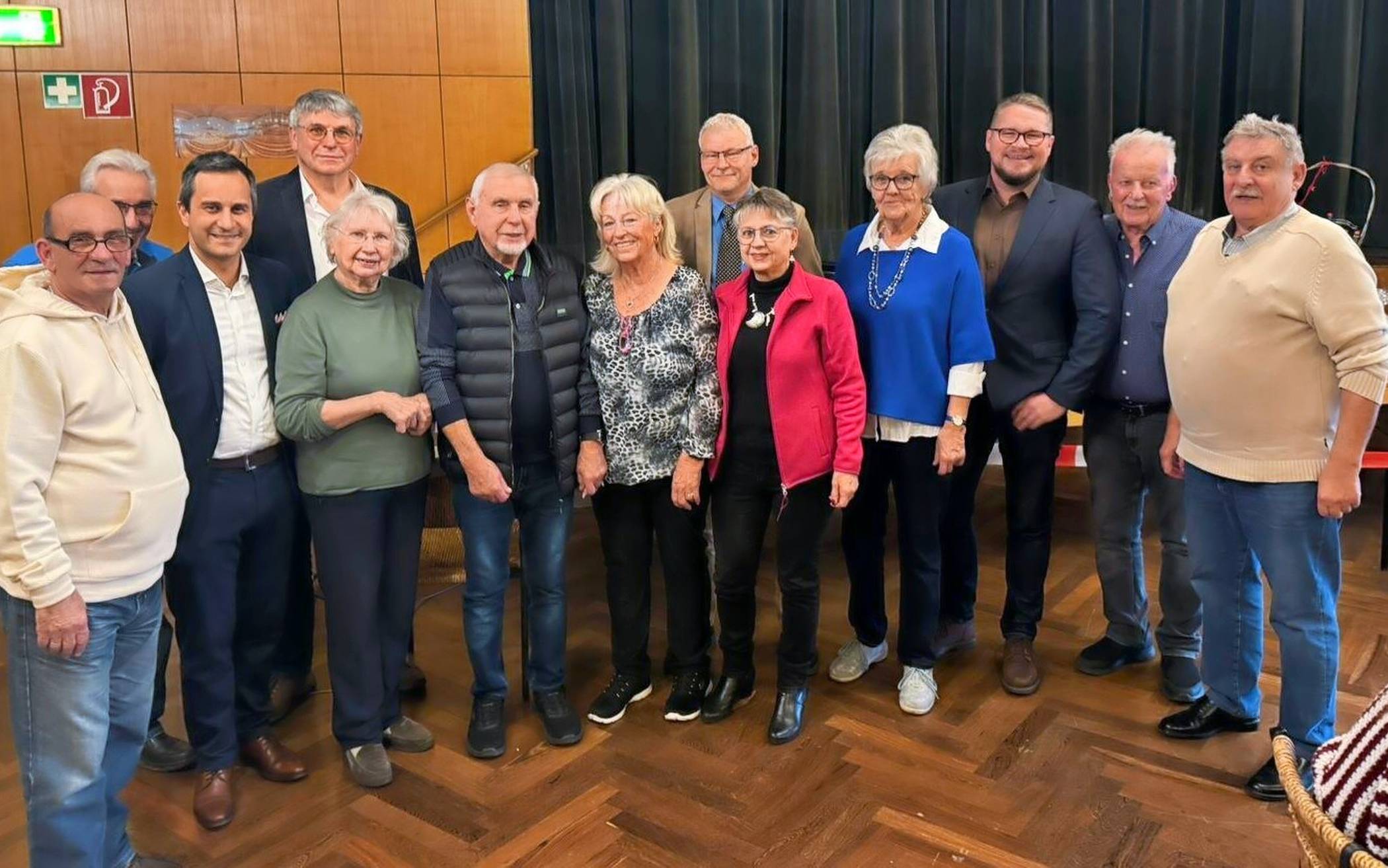 Vor der Tombola stellten sich zum