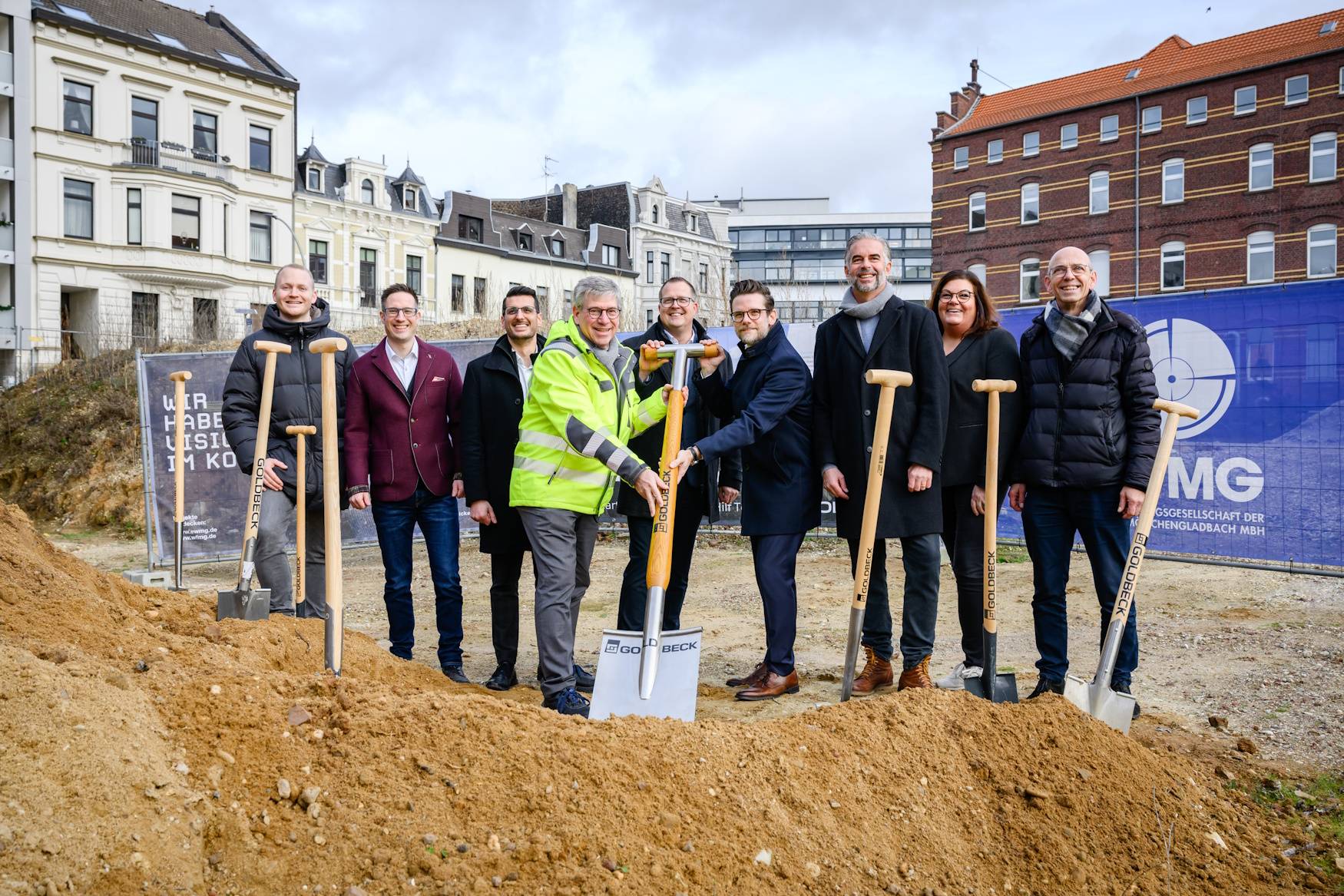 Gestern gab es den symbolischen Spatenstich.