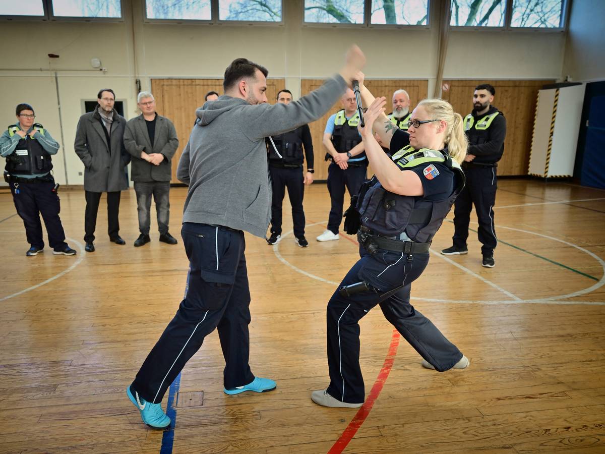 Training mit Einsatzstock