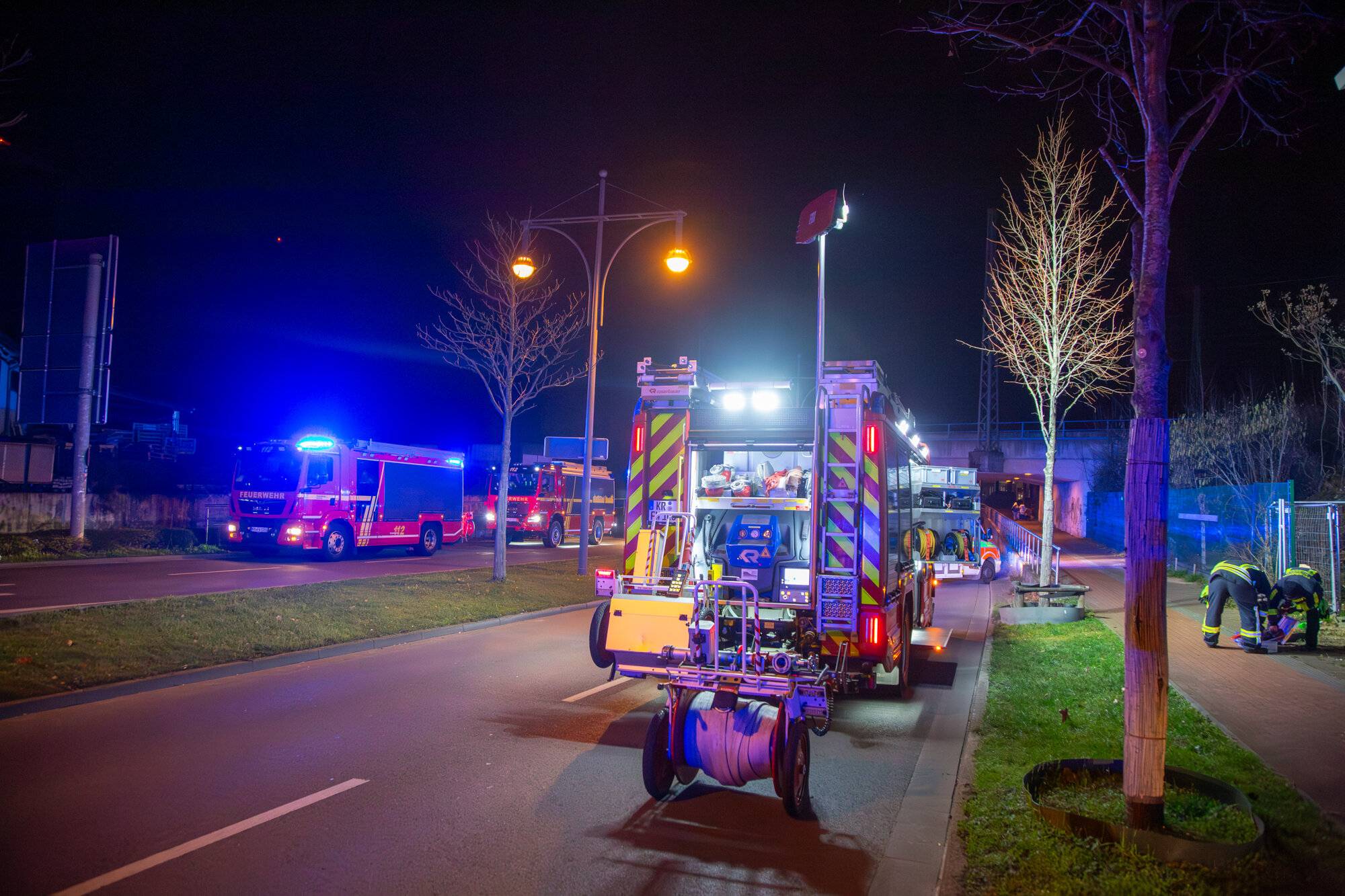  Einsatzkräfte am Ort.  