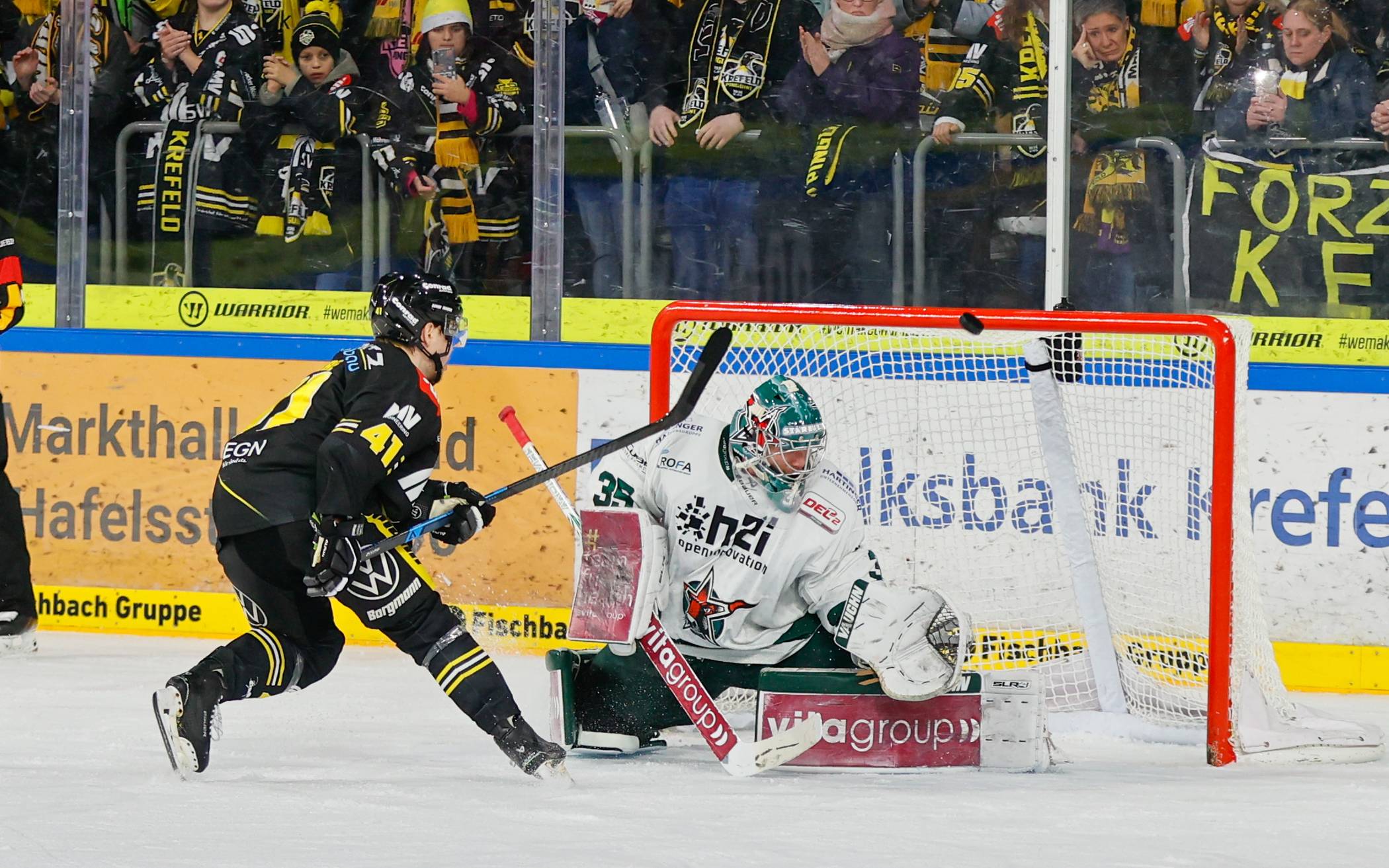 Bildergalerie: Krefeld Pinguine gegen Starbulls Rosenheim