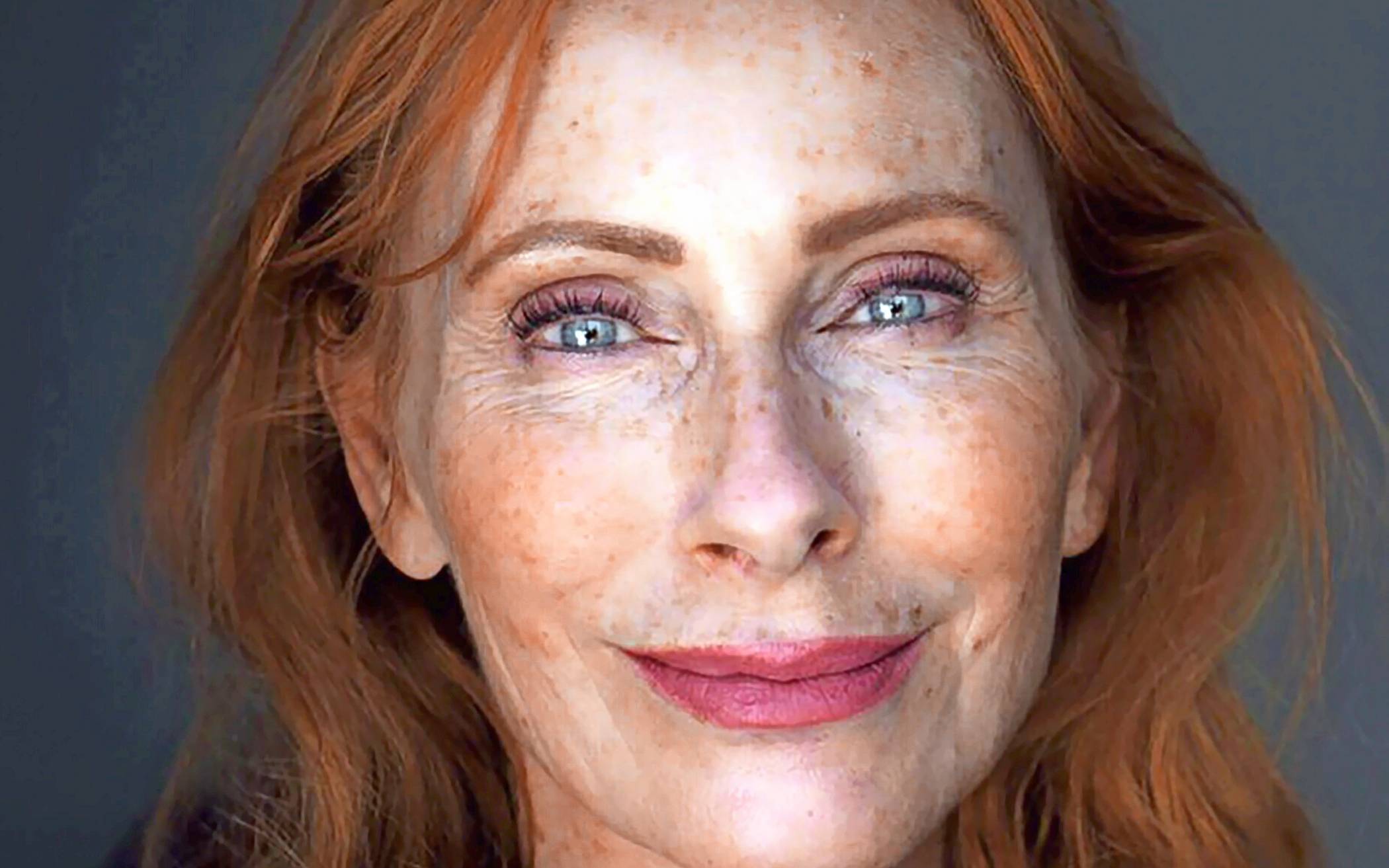 Auf Lesereise mit ihrem neuen Roman „Biarritz“, kommt Andrea Sawatzki am Samstag, 17. Januar, in die Kaiser-Friedrich-Halle. 