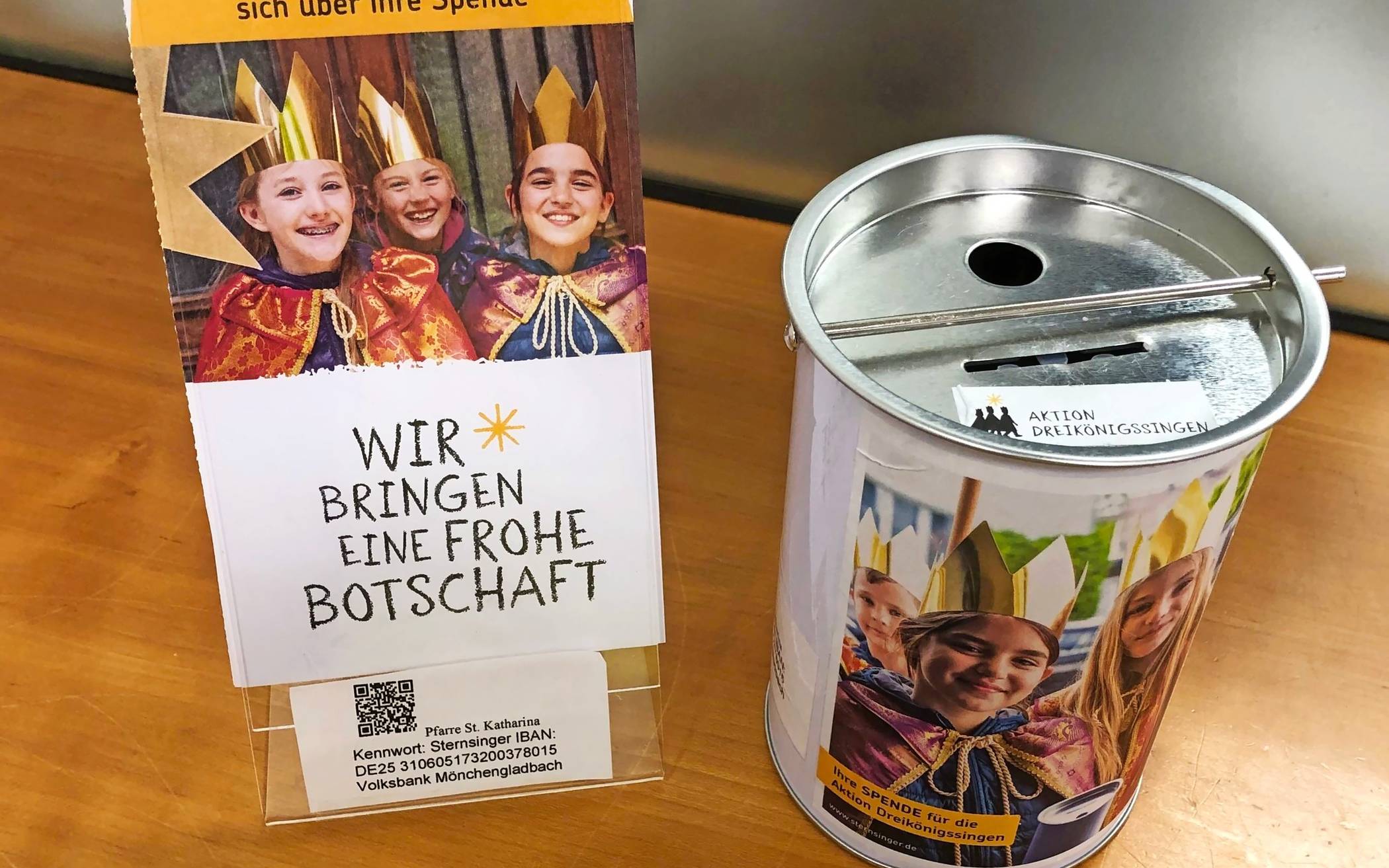 In vielen Geschäften im Stadtgebiet von Willich gibt es die Spendendose der Sternsinger. Foto: Privat