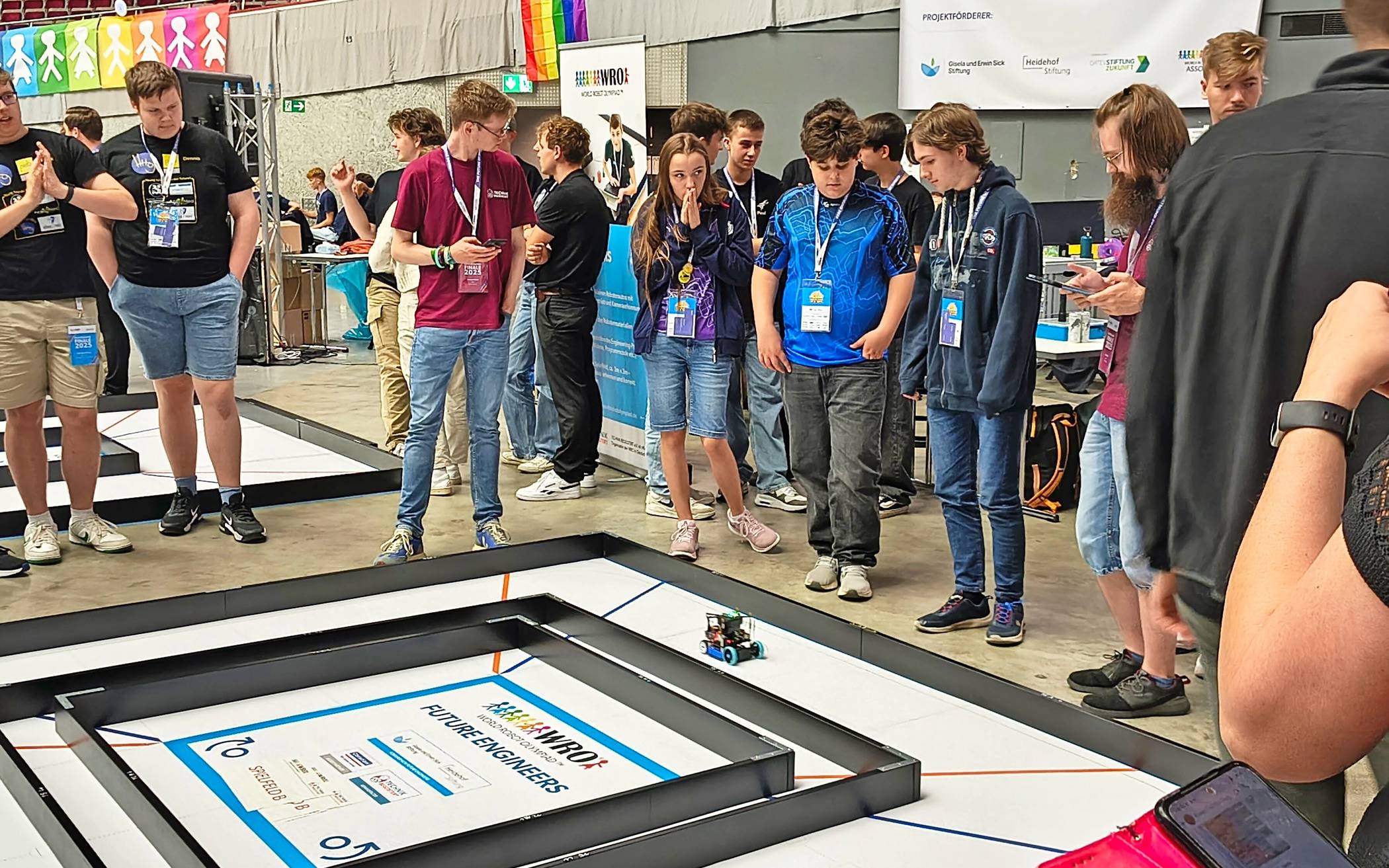  Richtig spannend wurde es für die Willicher dann im Finale im Singapur. Foto: Privat  