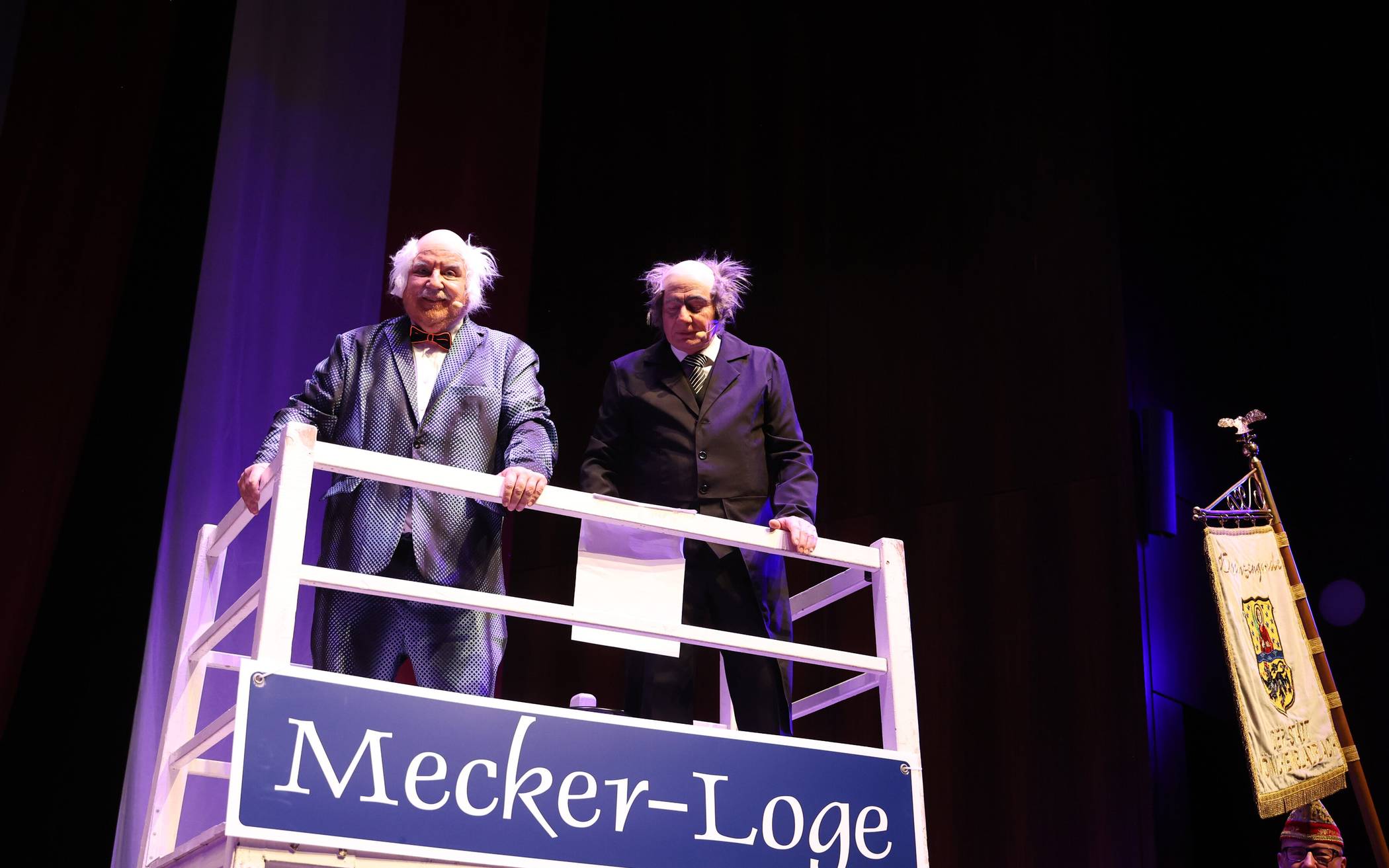 Waldorf und Statler alias Horst Thoren und Friedhelm...