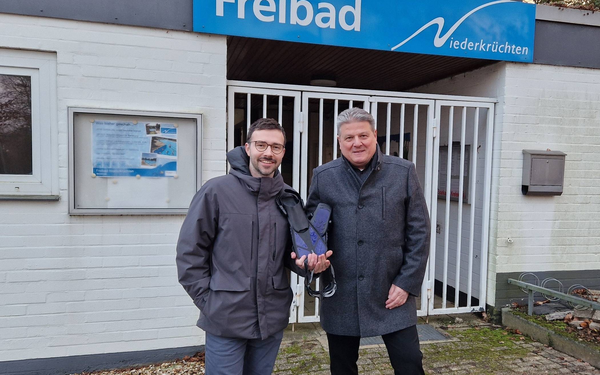 v.l.: Armin Brückner (Leiter Bäderbetrieb NEW