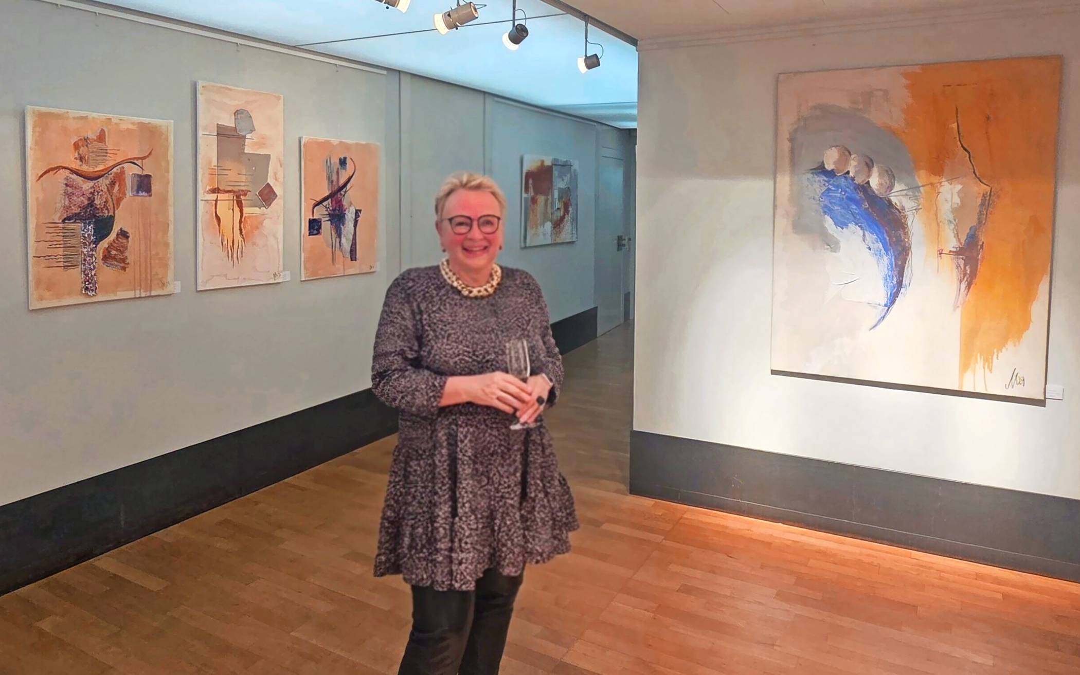 Die Willicher Künstlerin Martina Stall stellt