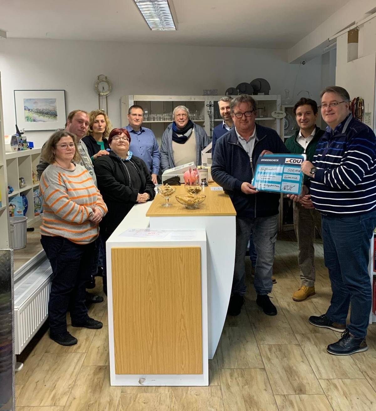  Die CDU-Fraktion im Kreis Viersen spendete an die Elterninitiative Kindertraum. 