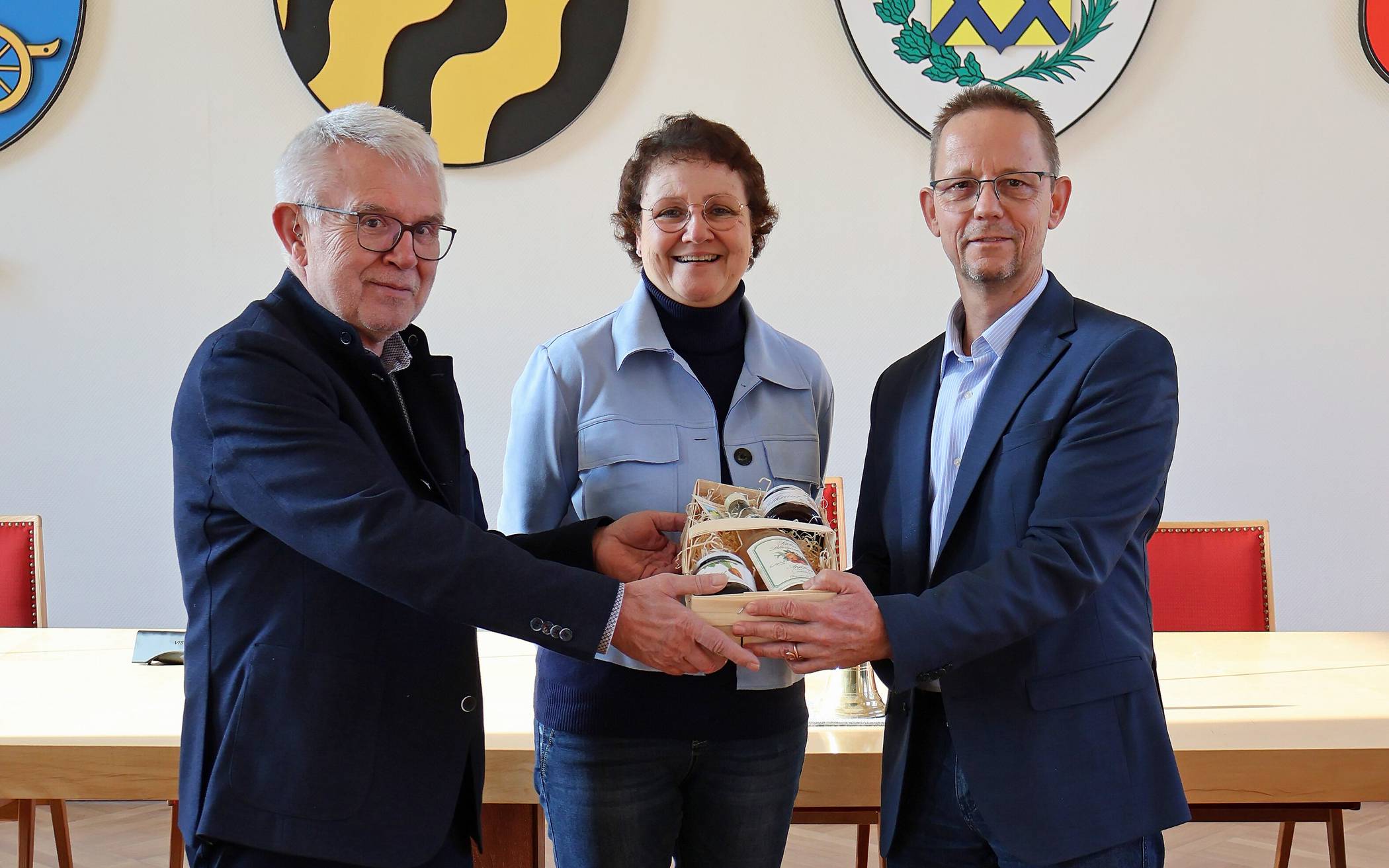 Stadt gratuliert auf Wunsch zu Alters- und Ehejubiläen