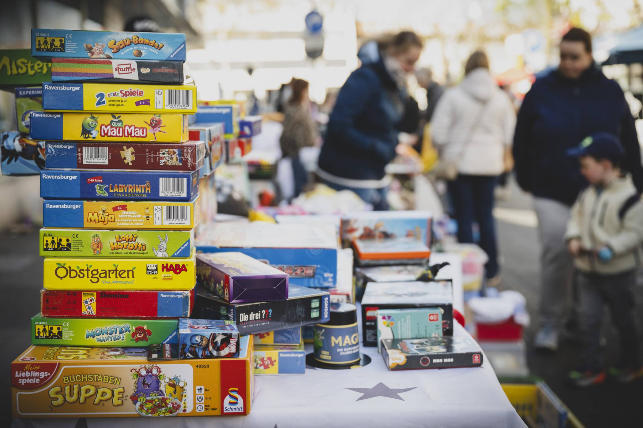 Am 12. April verwandelt sich die Homberger Straße im Rahmen des Stadtfestes „Moerser Frühling“ wieder in eine quirlige Kindertrödelmeile.