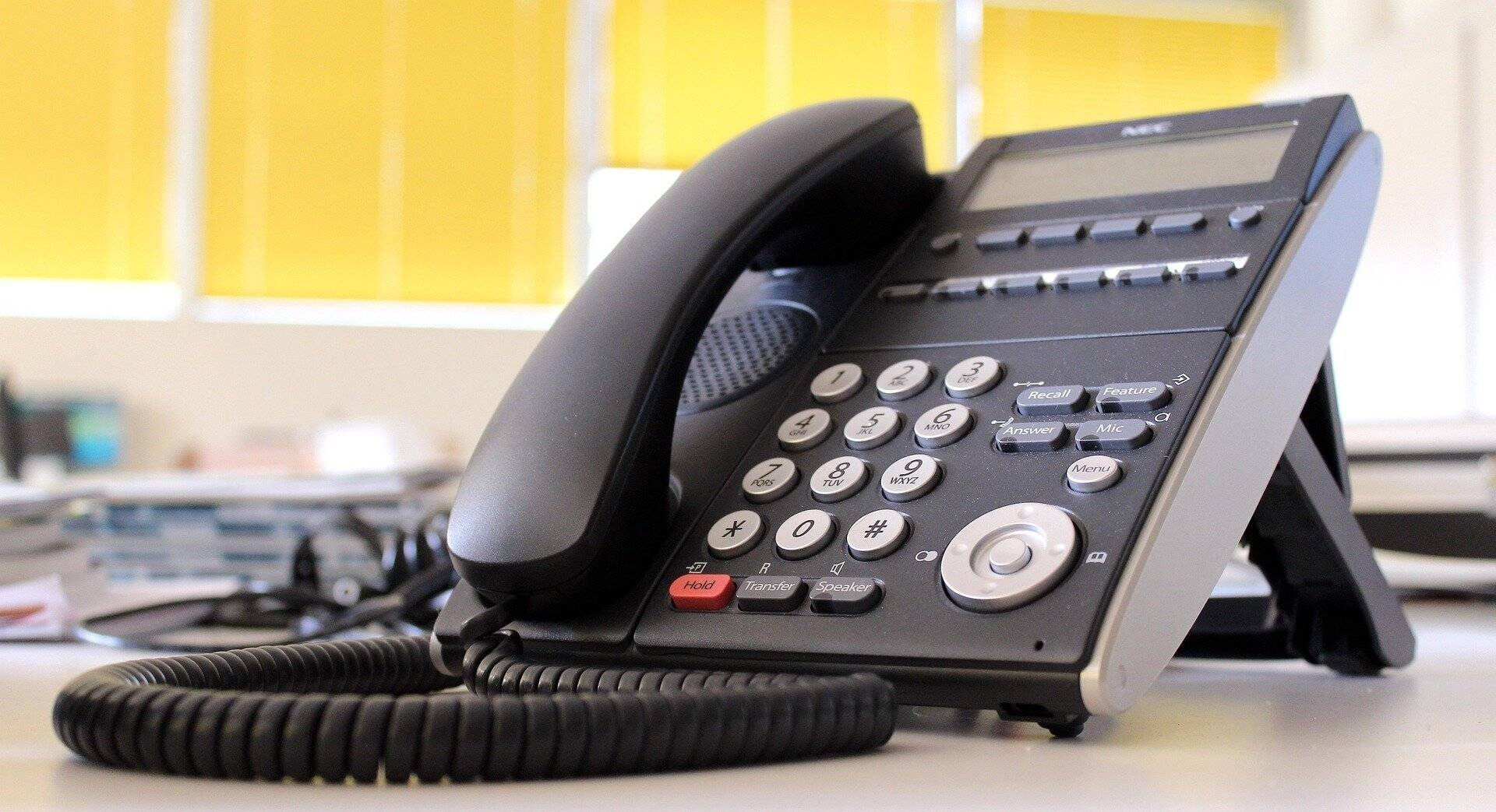  Am kommenden Freitag steht ab 13 Uhr eine Wartung der städtischen Telefonanlage ins Haus und ins Schloss. Foto: andresruiz 