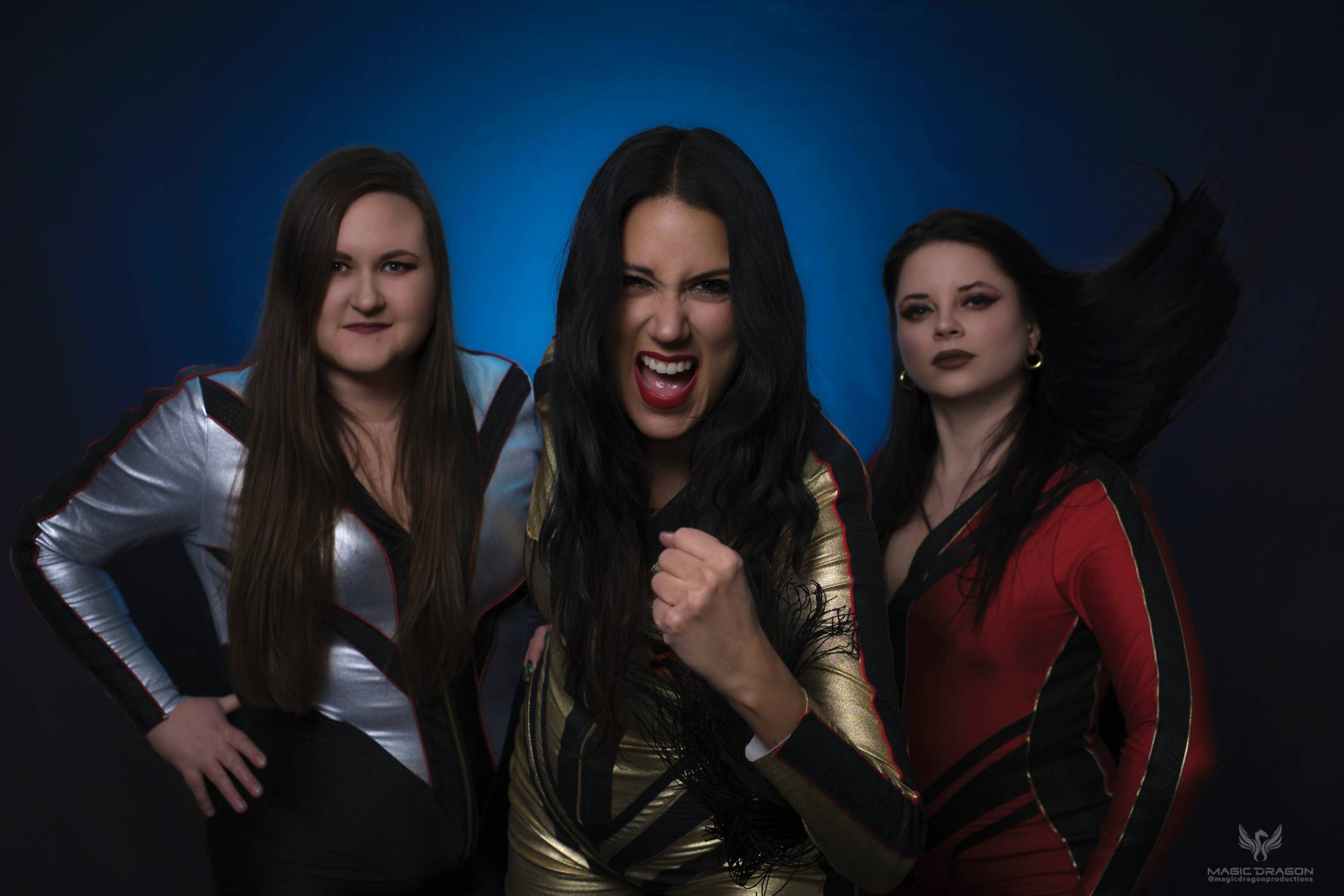 The Gems, das kraftvolle Trio rund um ehemalige Mitglieder von Thundermother, sind beim BOBfest 2026 im SparkassenPark am Start.