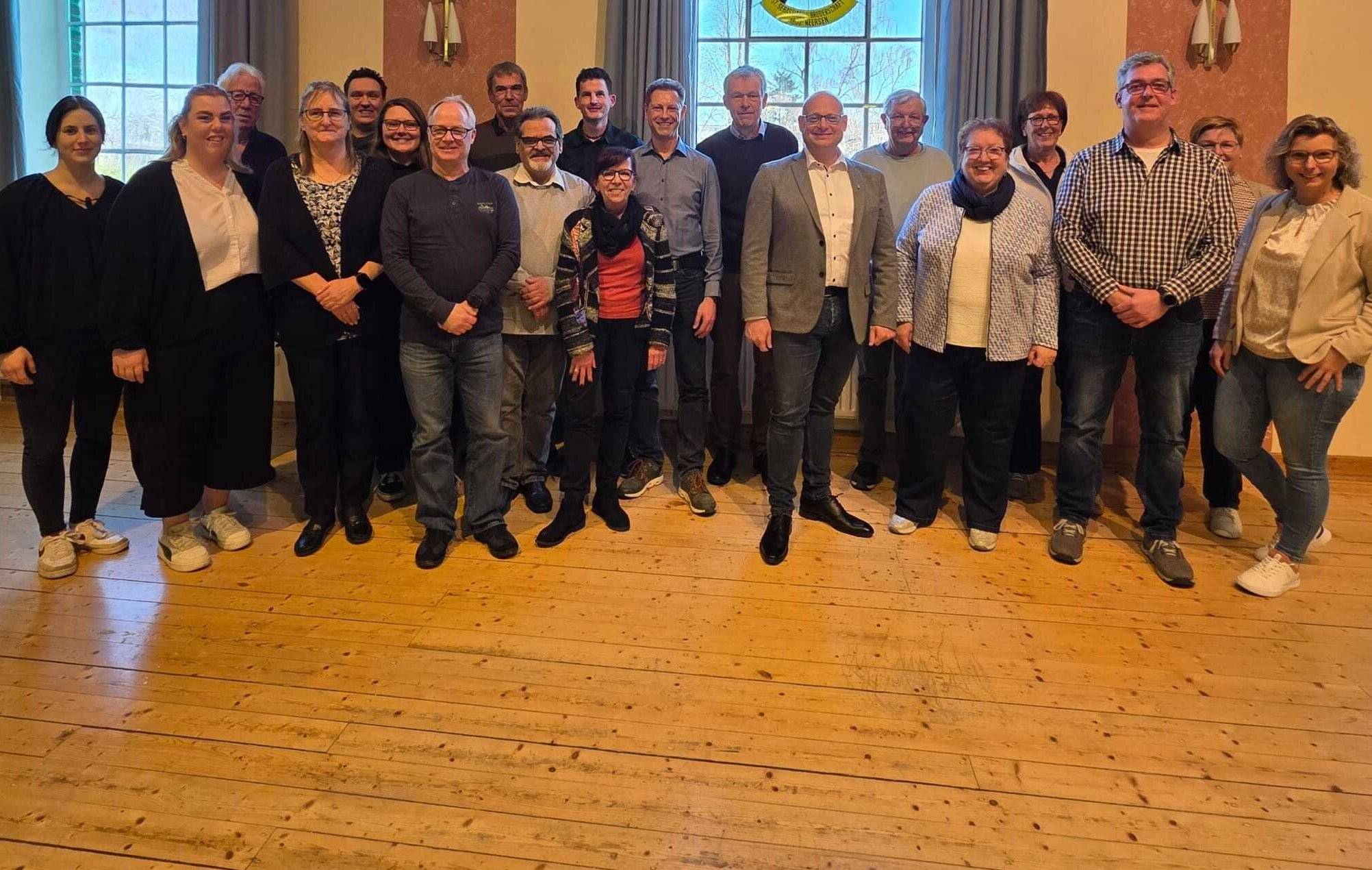 Der neue Vorstand der St.-Sebastianus-Bruderschaft Neersen bei der Hauptversammlung im Wahlefeldsaal. Foto: St.-Sebastianus-Bruderschaft Neersen