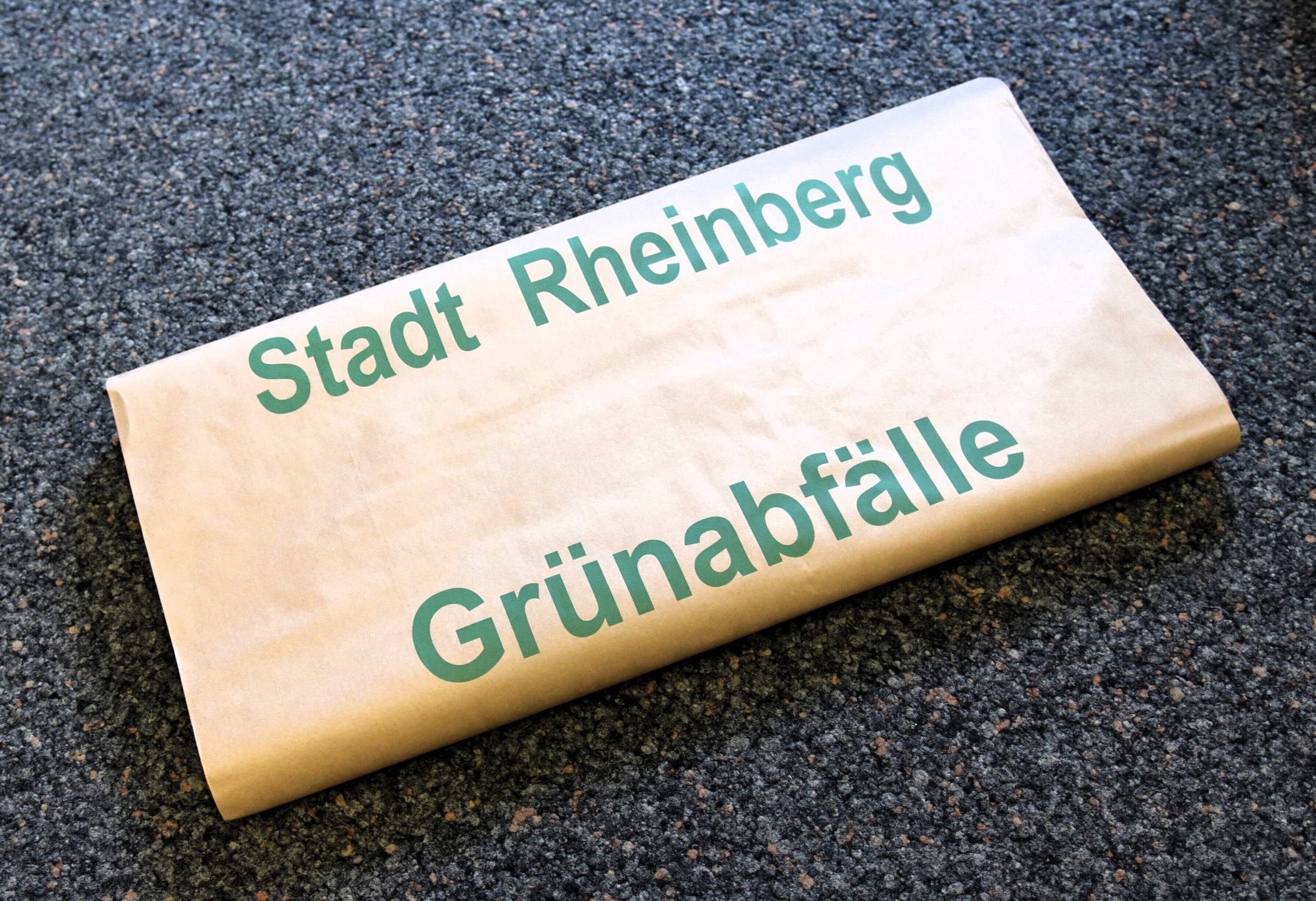 Grünschnitt in Rheinberg: Säcke gibt’s jetzt auch in Orsoy