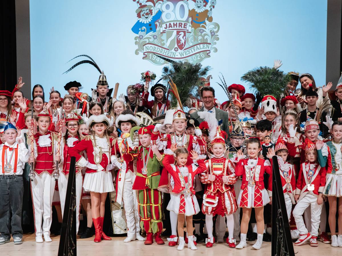 Hendrik Wüst empfängt Kinderprinzenpaare in Moers