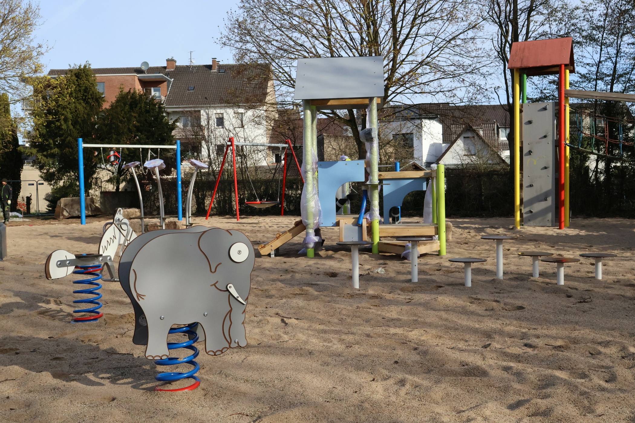 Grüne, SPD und Linke wollen Spielplatzpatenschaften einführen