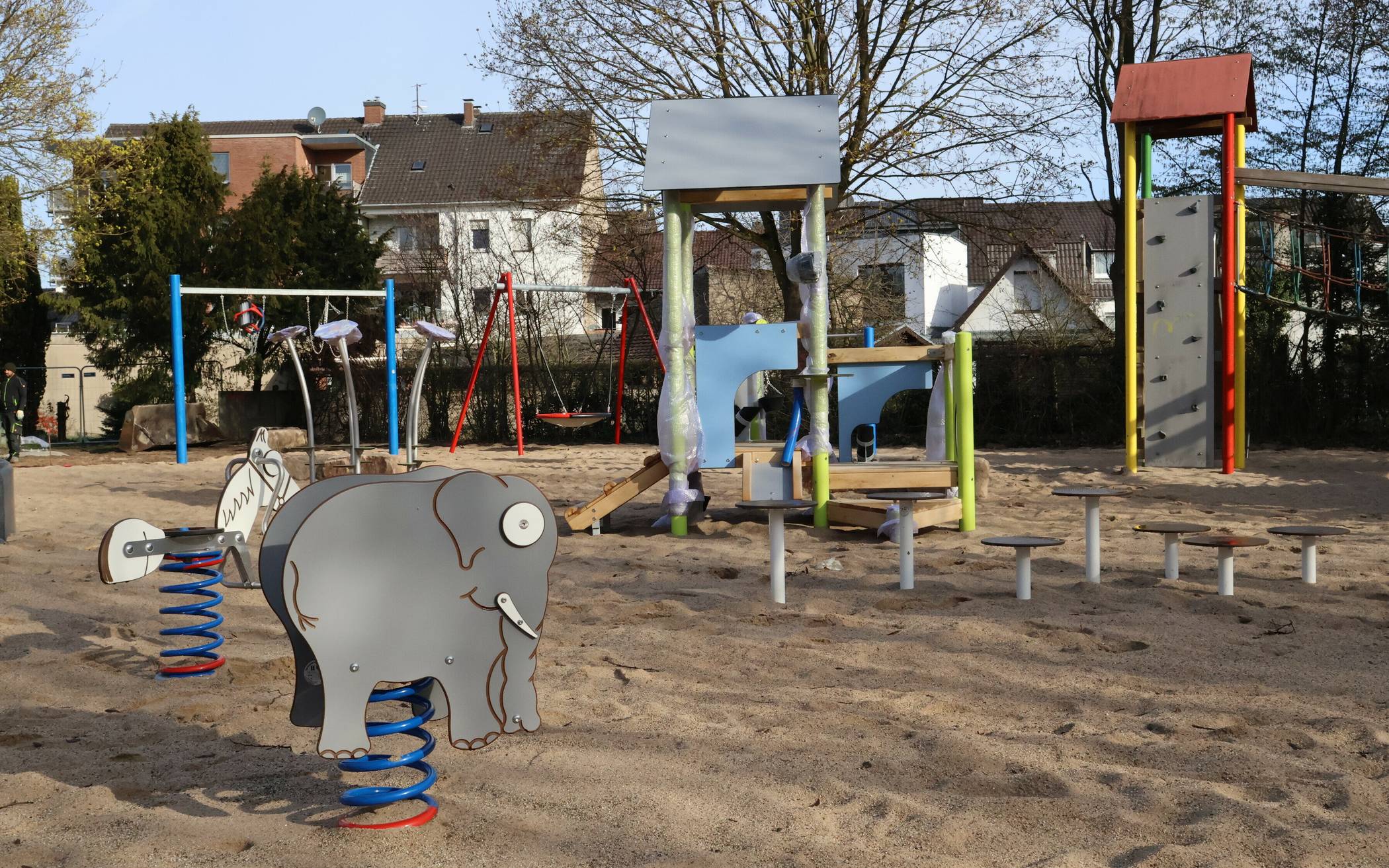 Grüne, SPD und Linke wollen Spielplatzpatenschaften einführen