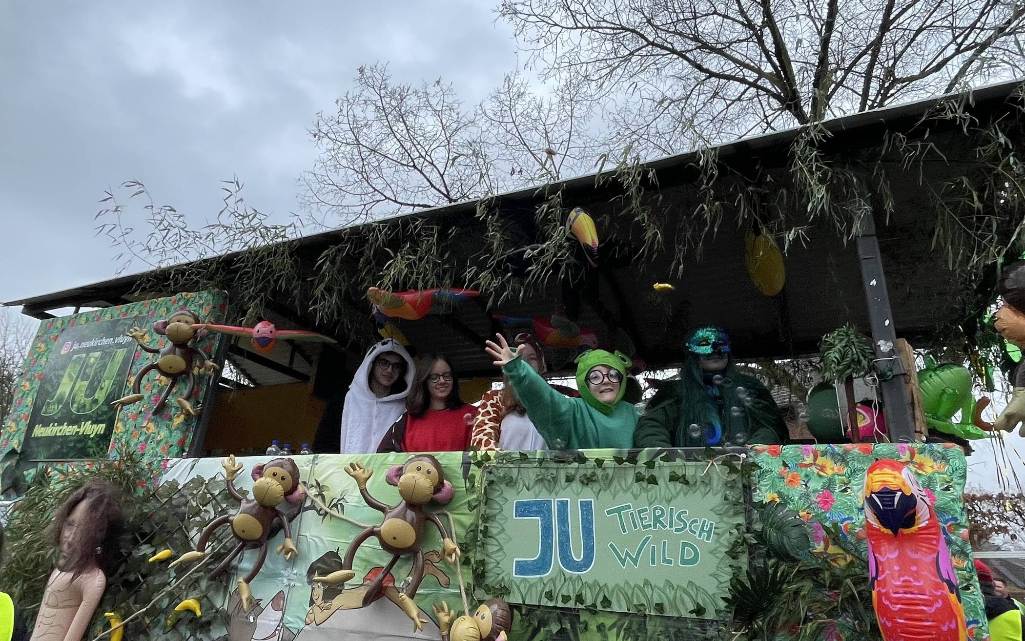 Rosenmontagszug in Neukirchen-Vluyn 2026