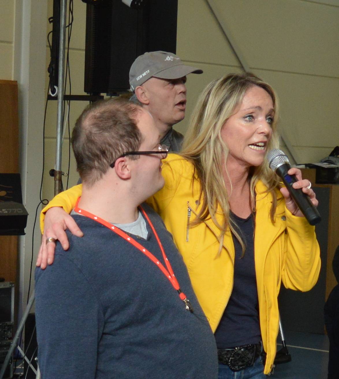 Auch Iris Criens, Ex-Sängerin der Gruppe „Wind“, ist wieder mit dabei.   