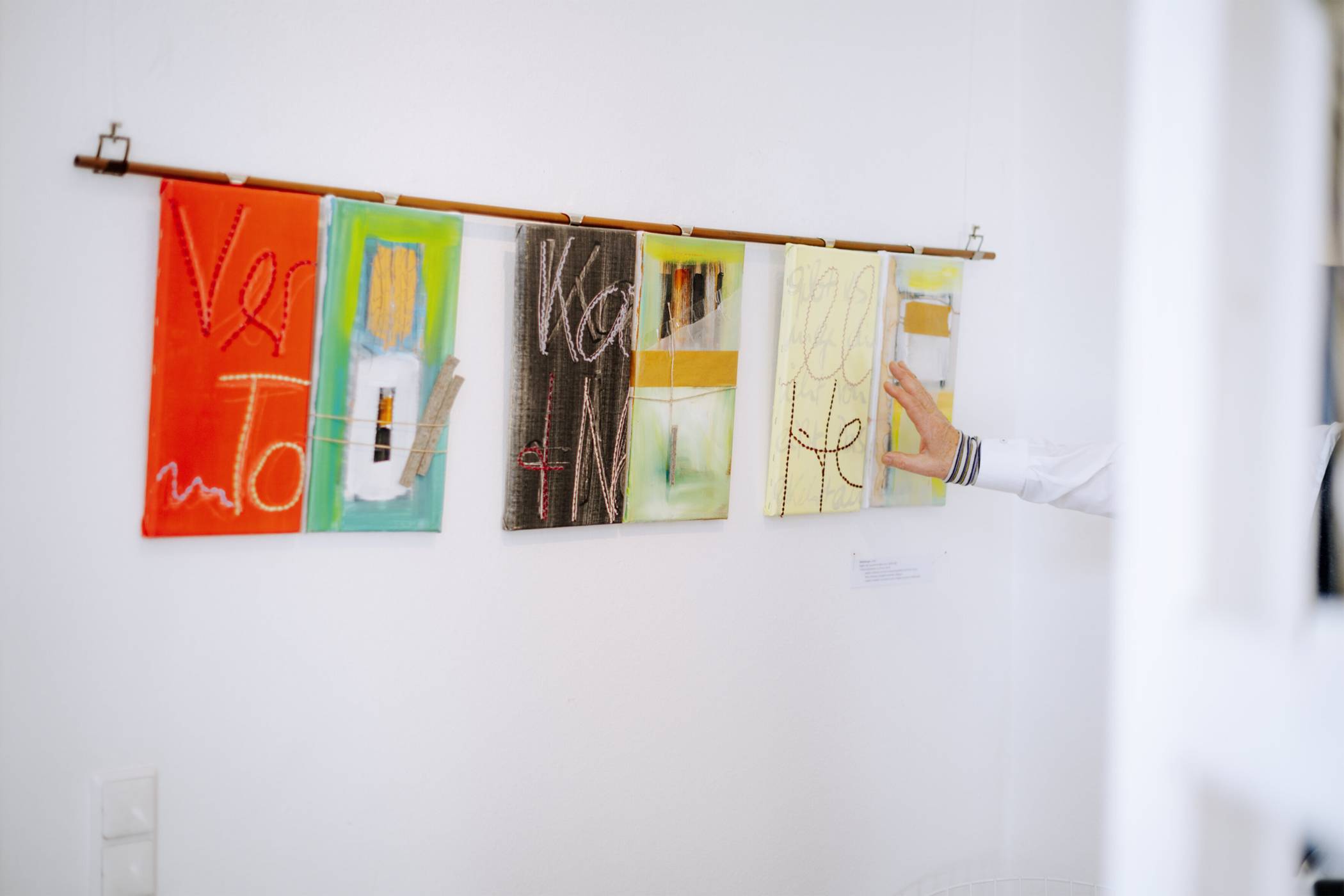  Mit den „Mitteilungen“ begann 2003 die künstlerische Arbeit von Doris und Gilla.  