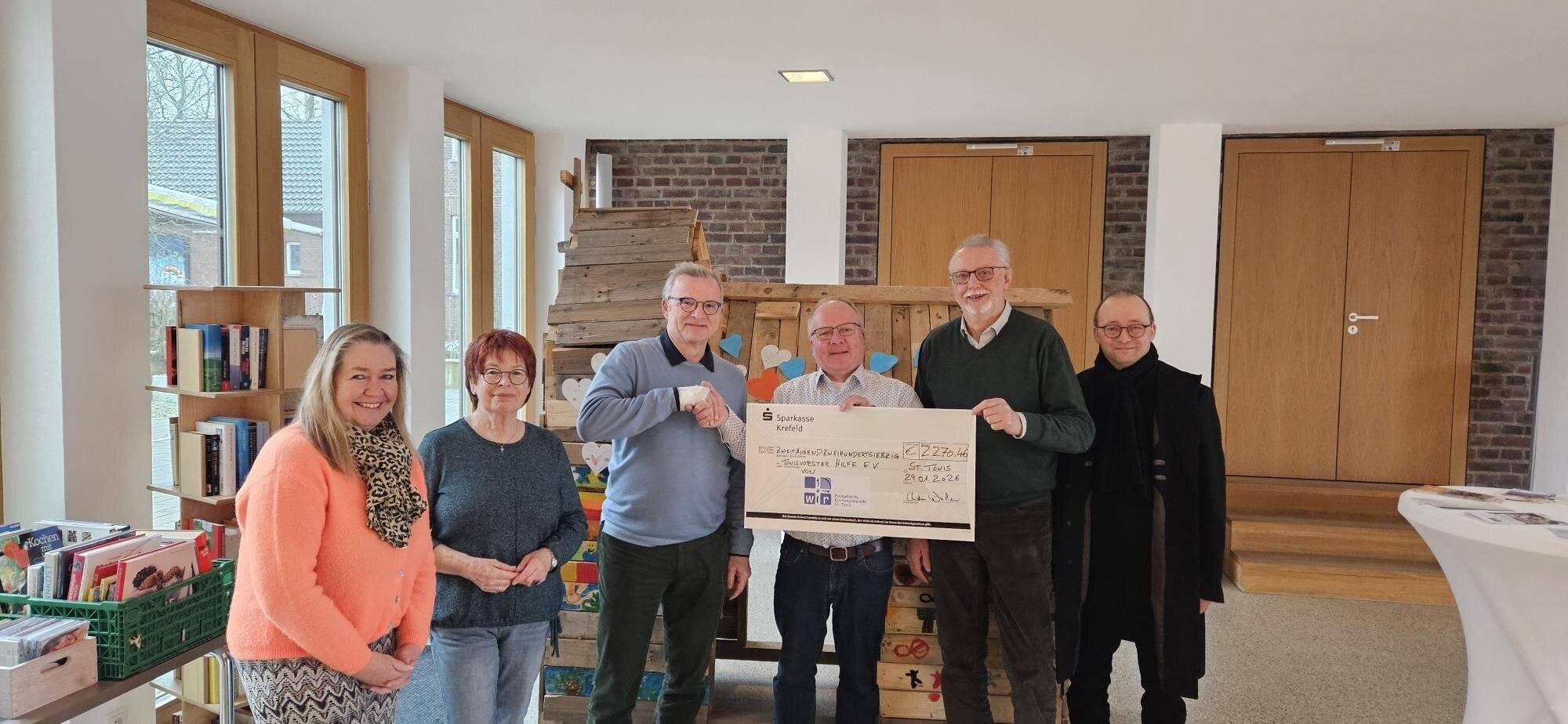 Evangelische Kirchengemeinde St. Tönis unterstützt die Tönisvorster Hilfe