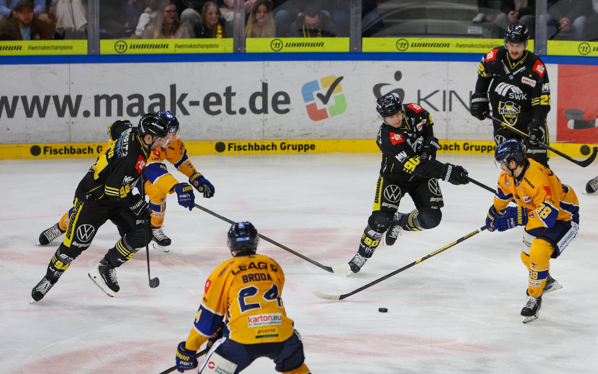 Krefeld Pinguine gewinnen gegen Lausitzer Füchse
