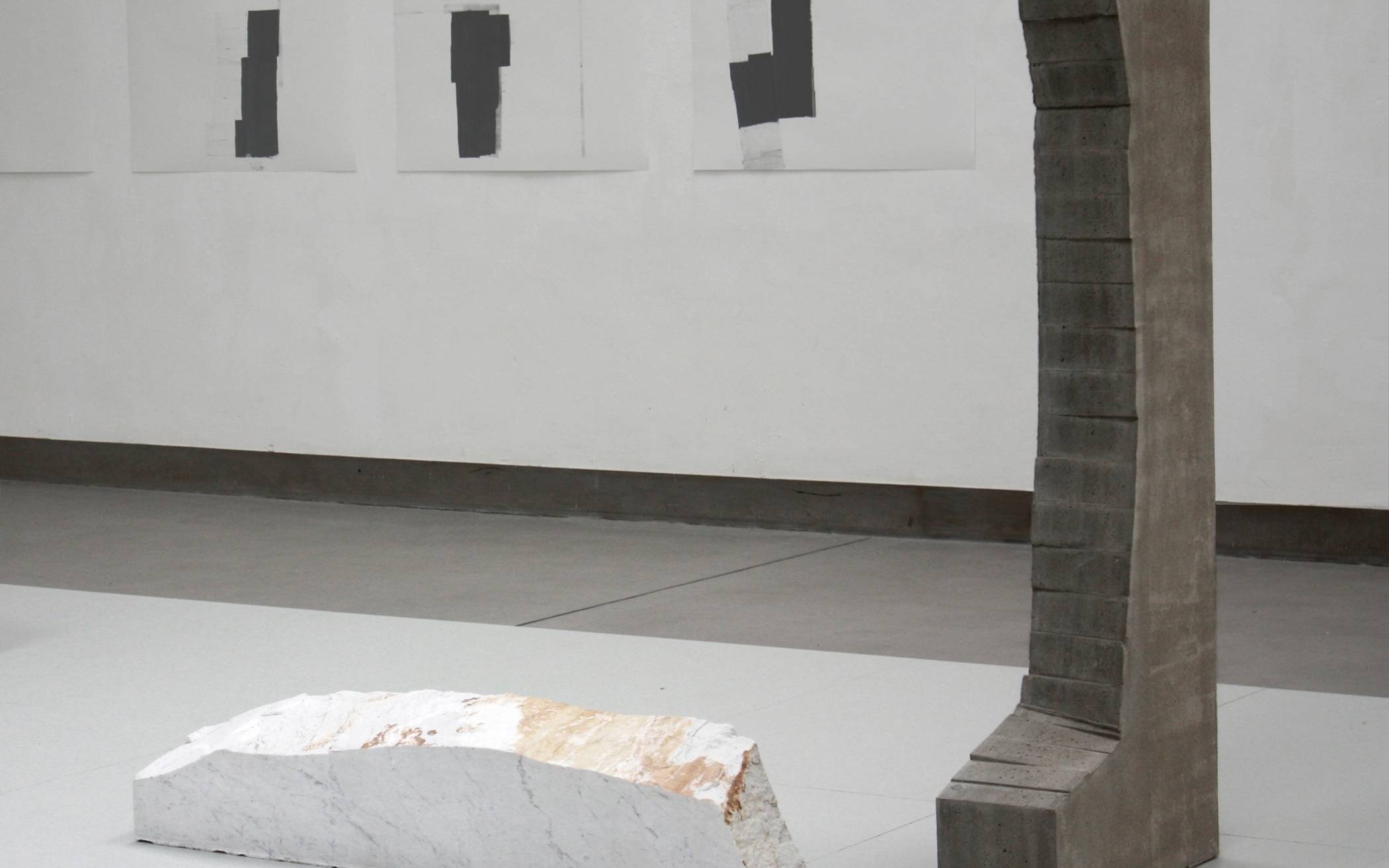 Ausstellung: „Was man mit sich trägt“