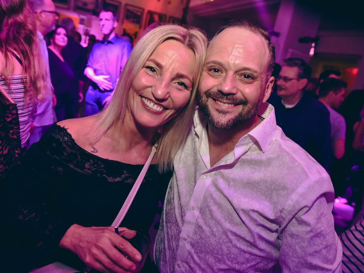 Ü30-Party auf der Rennbahn Krefeld
