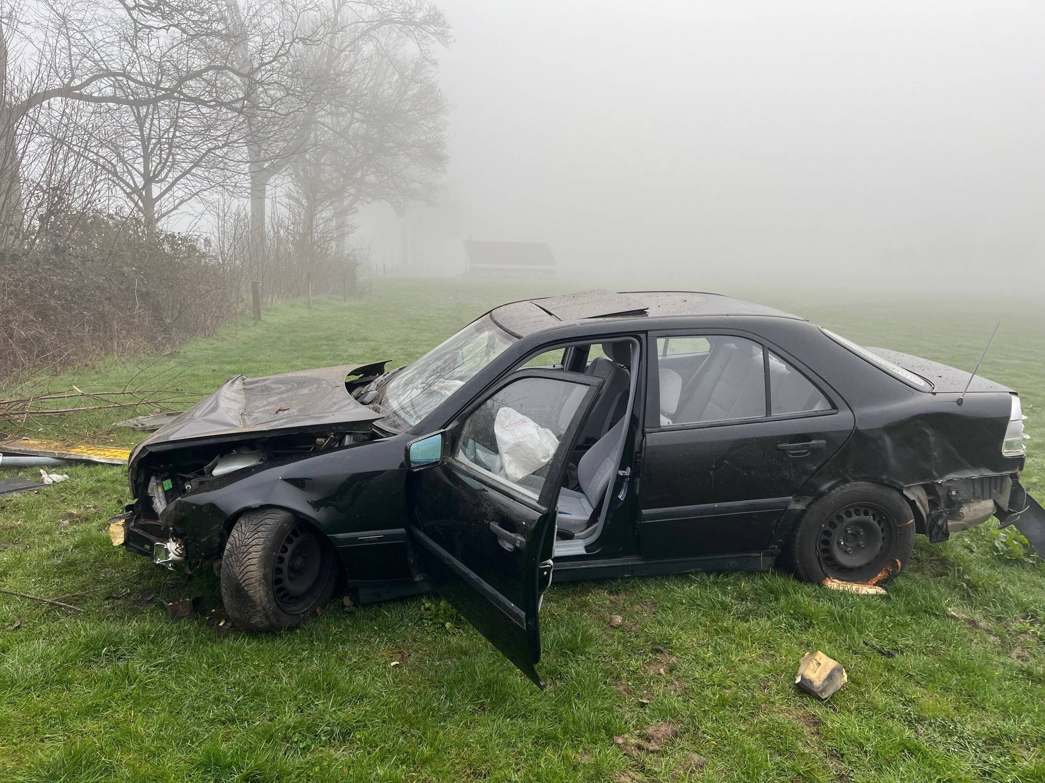 Polizei sucht Zeugen nach Verkehrsunfallflucht