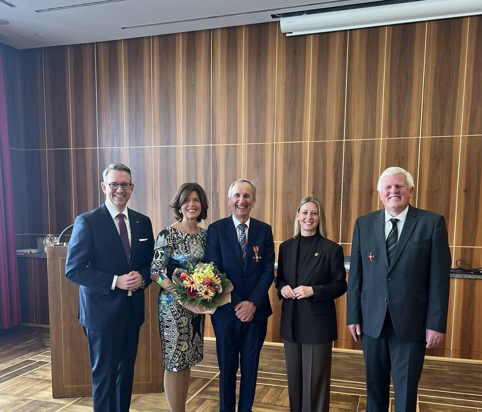 Verdienstmedaille für Dr. Christoph Chylarecki