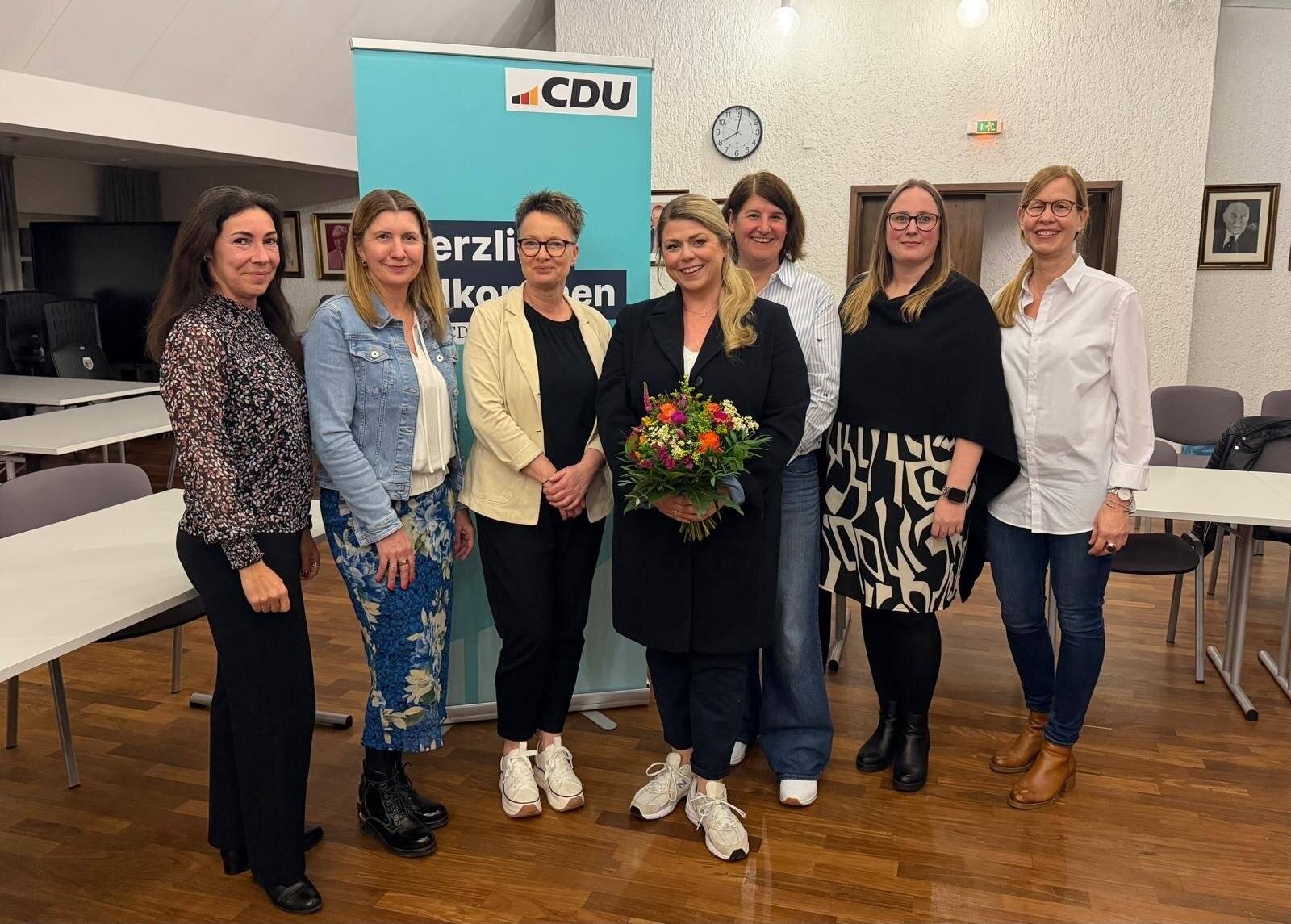 Die neu gegründete Frauen Union Schwalmtal.⇥Foto: