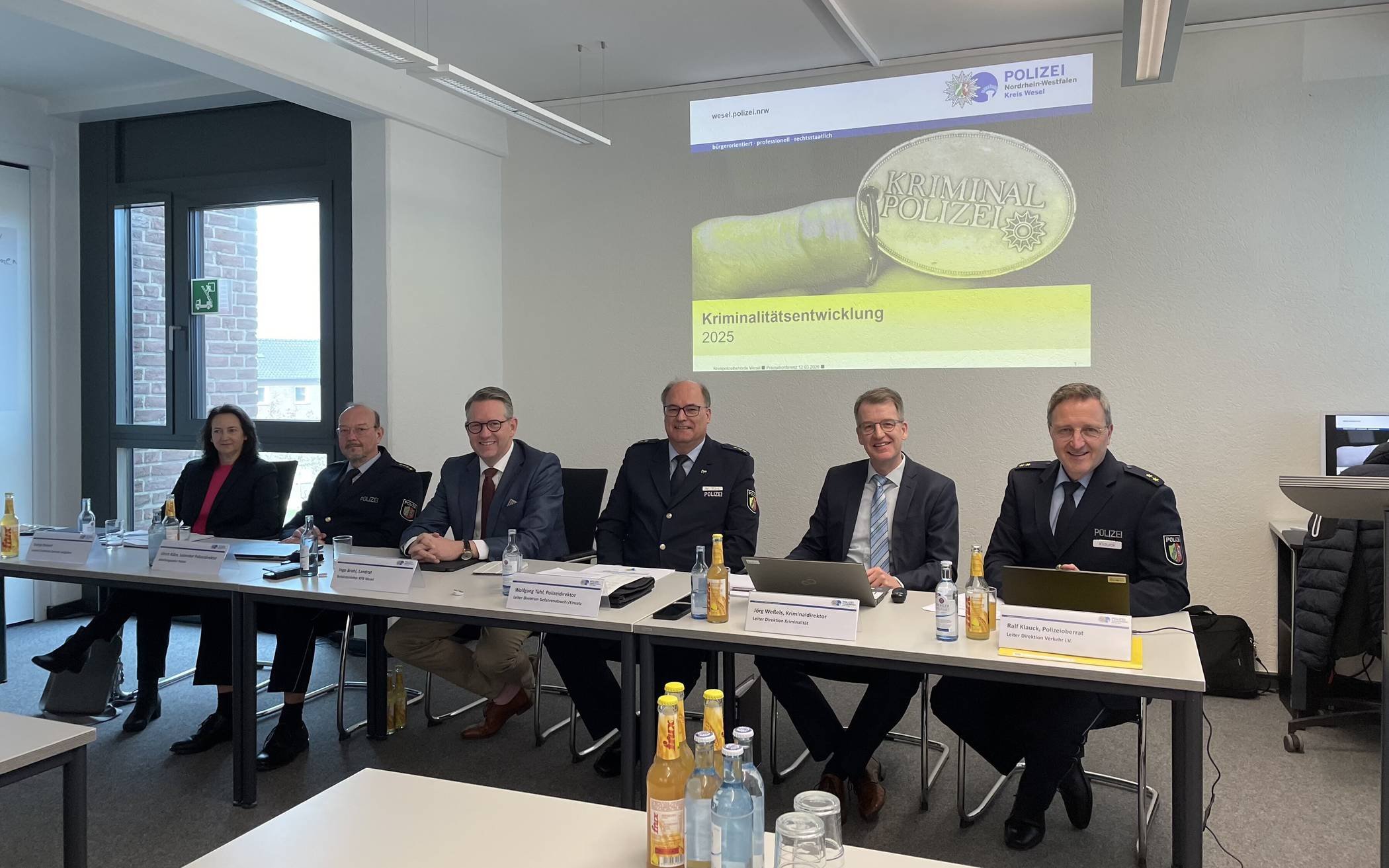  Stellten die Statistiken vor (v.l.): Nadine Seifert, Ulrich Kühn, Ingo Brohl, Wolfgang Tühl, Jörg Weßels, Ralf Klauck. 