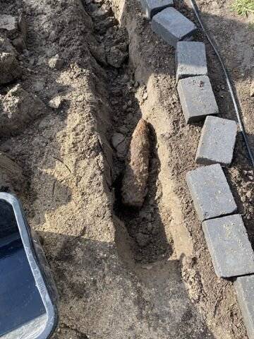 Weltkriegsgranate bei der Gartenarbeit gefunden 