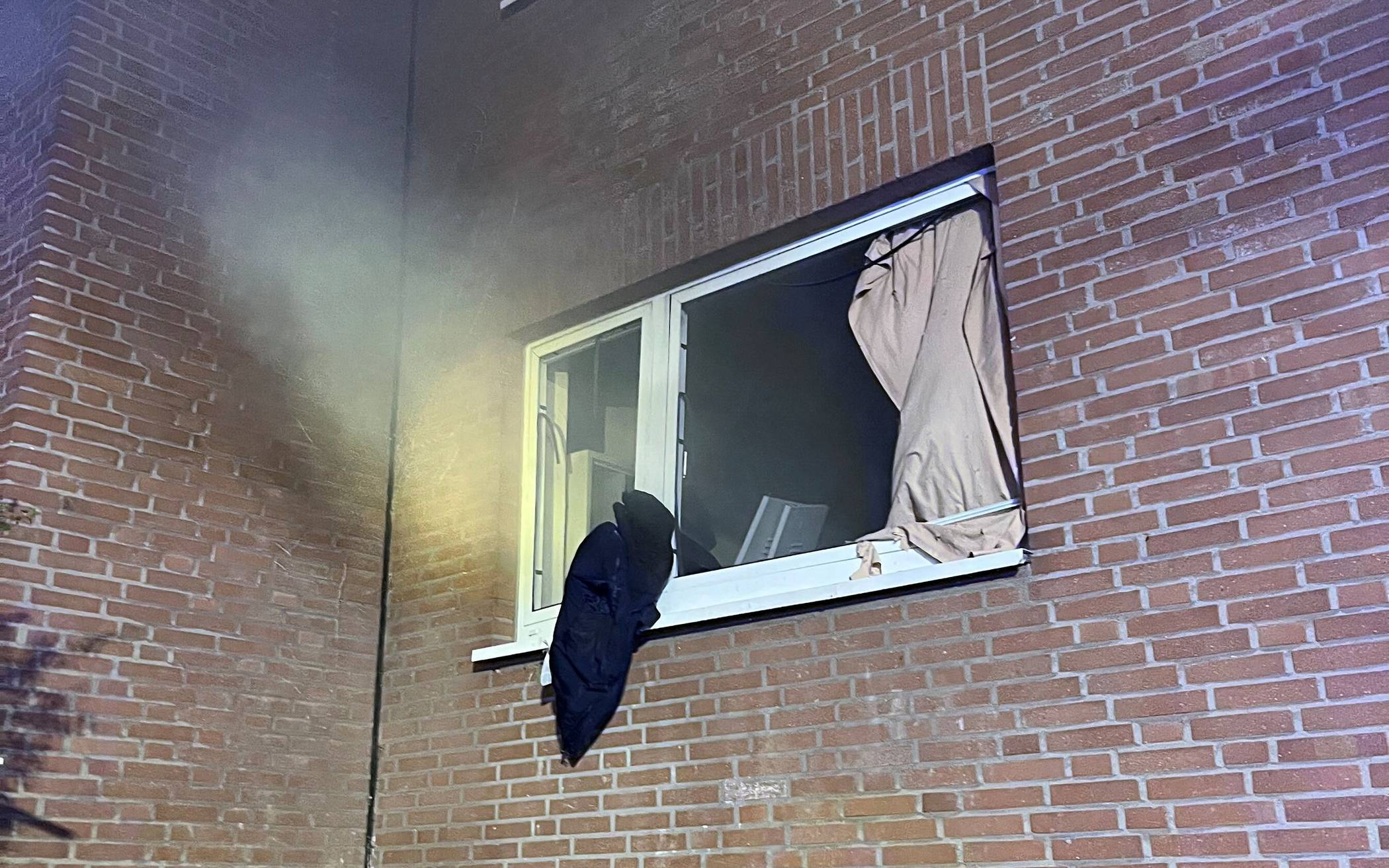 Vollständig geborsten waren die Fenster der